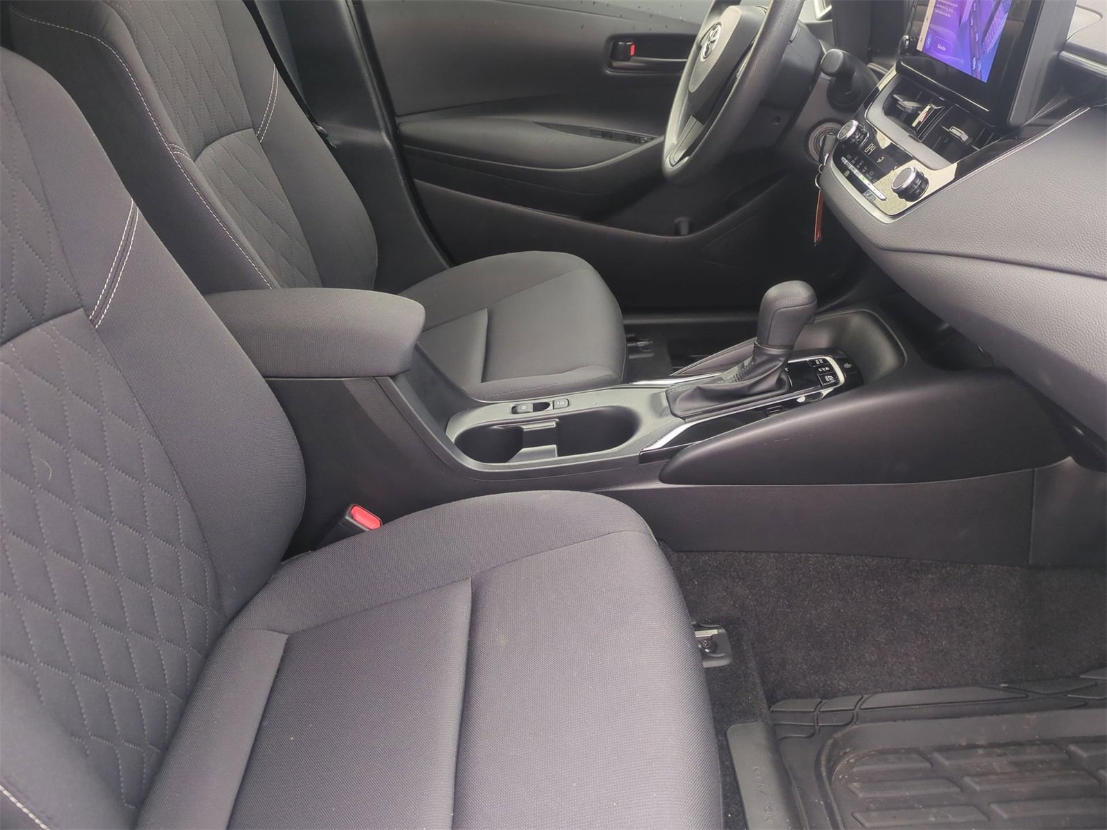 Thumbnail: 2023 Toyota Corolla - 21