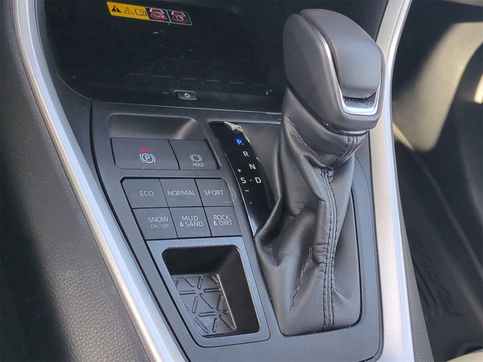 Thumbnail: 2024 Toyota RAV4 - 33