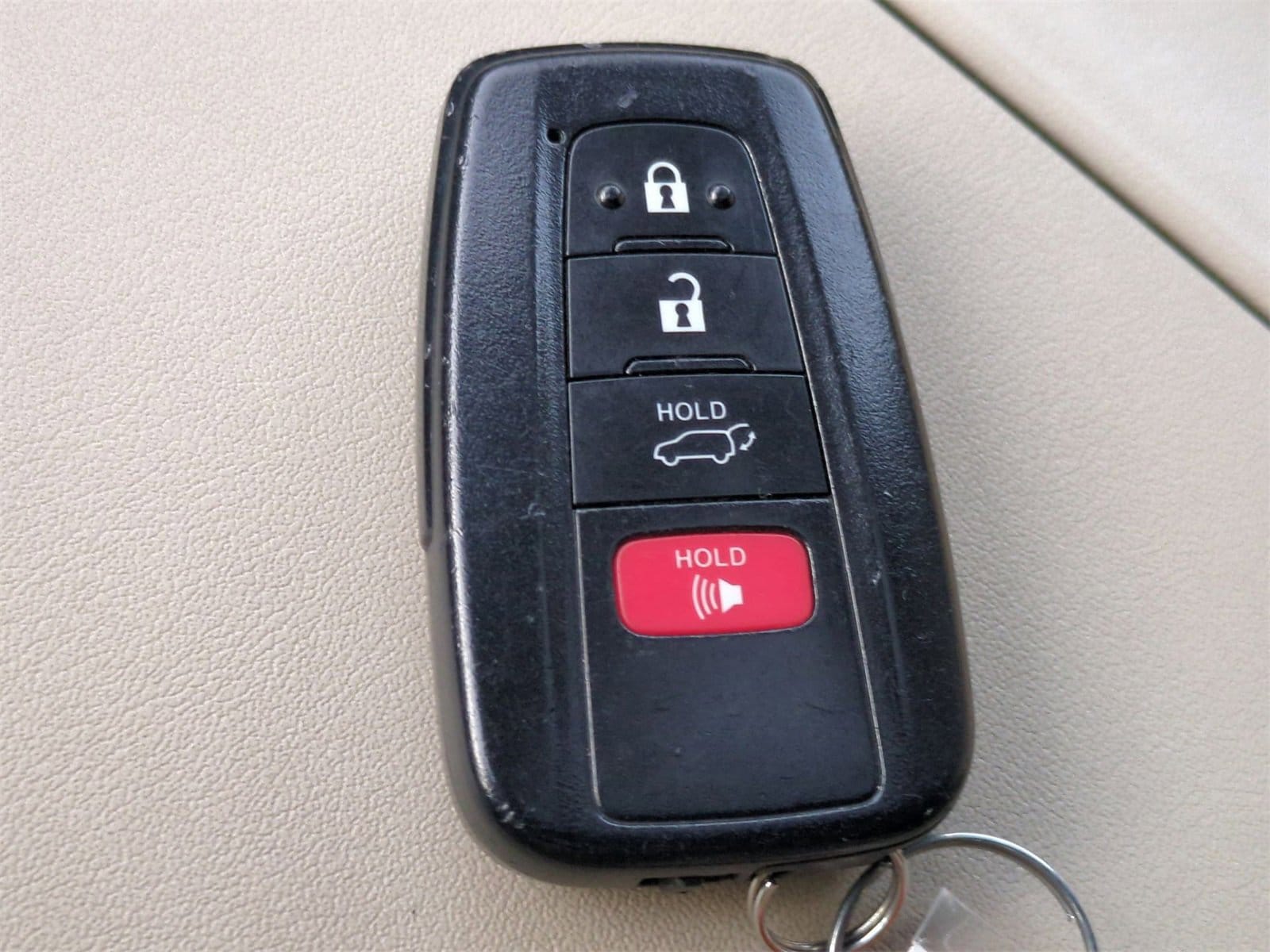 Thumbnail: 2022 Toyota Highlander - 34