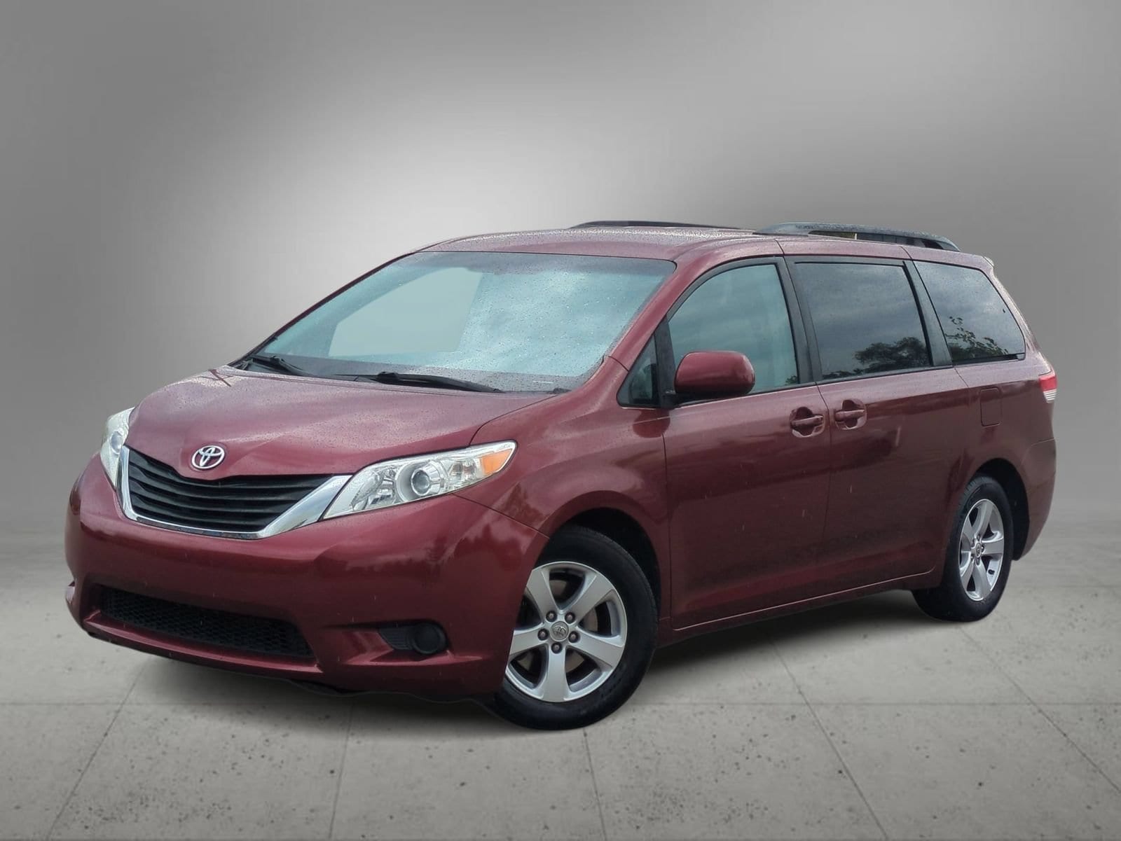2013 Toyota Sienna LE -
                  Farmington Hills, MI