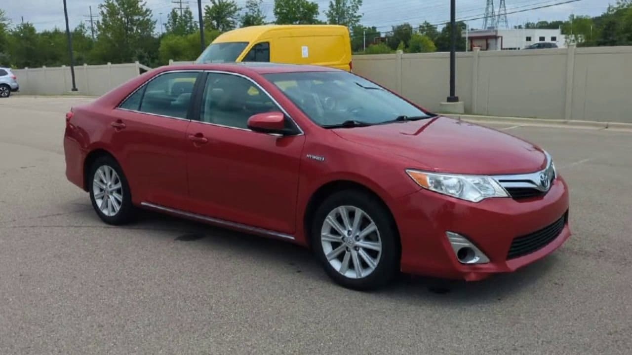 Thumbnail: 2014 Toyota Camry - 2