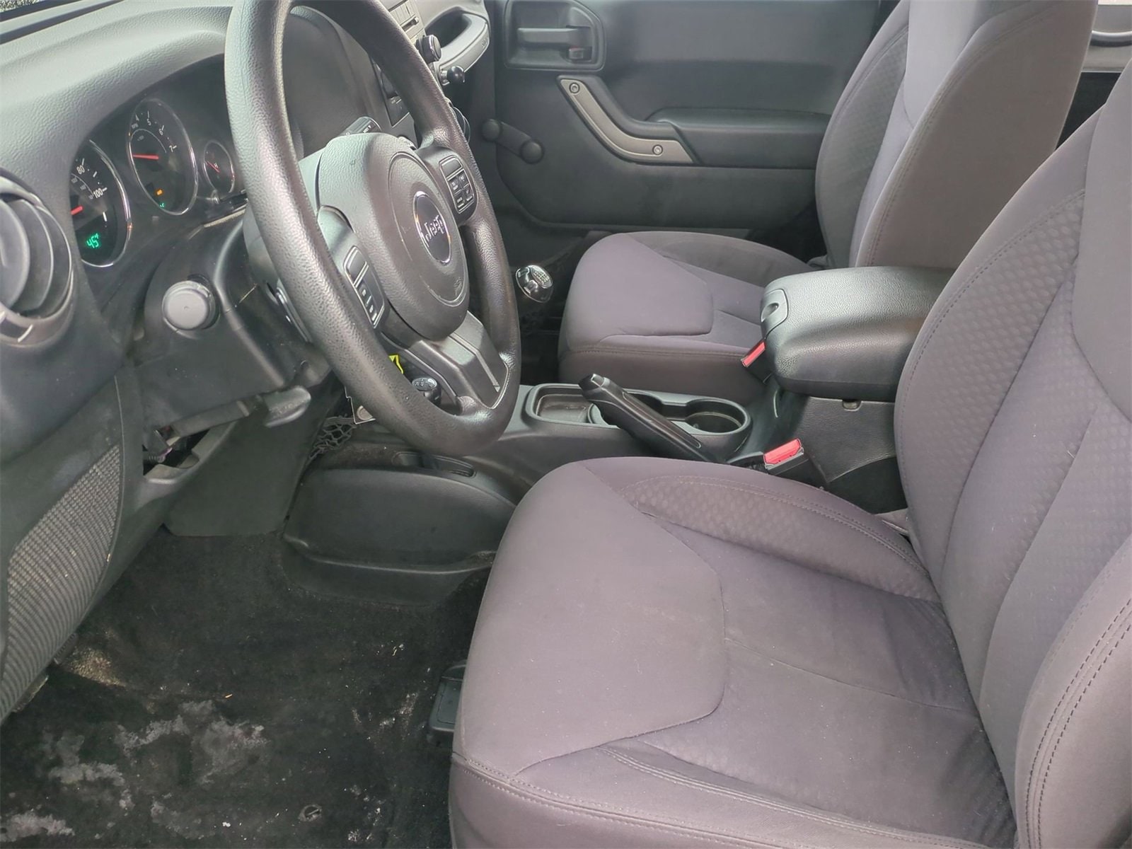 Thumbnail: 2013 Jeep Wrangler - 14