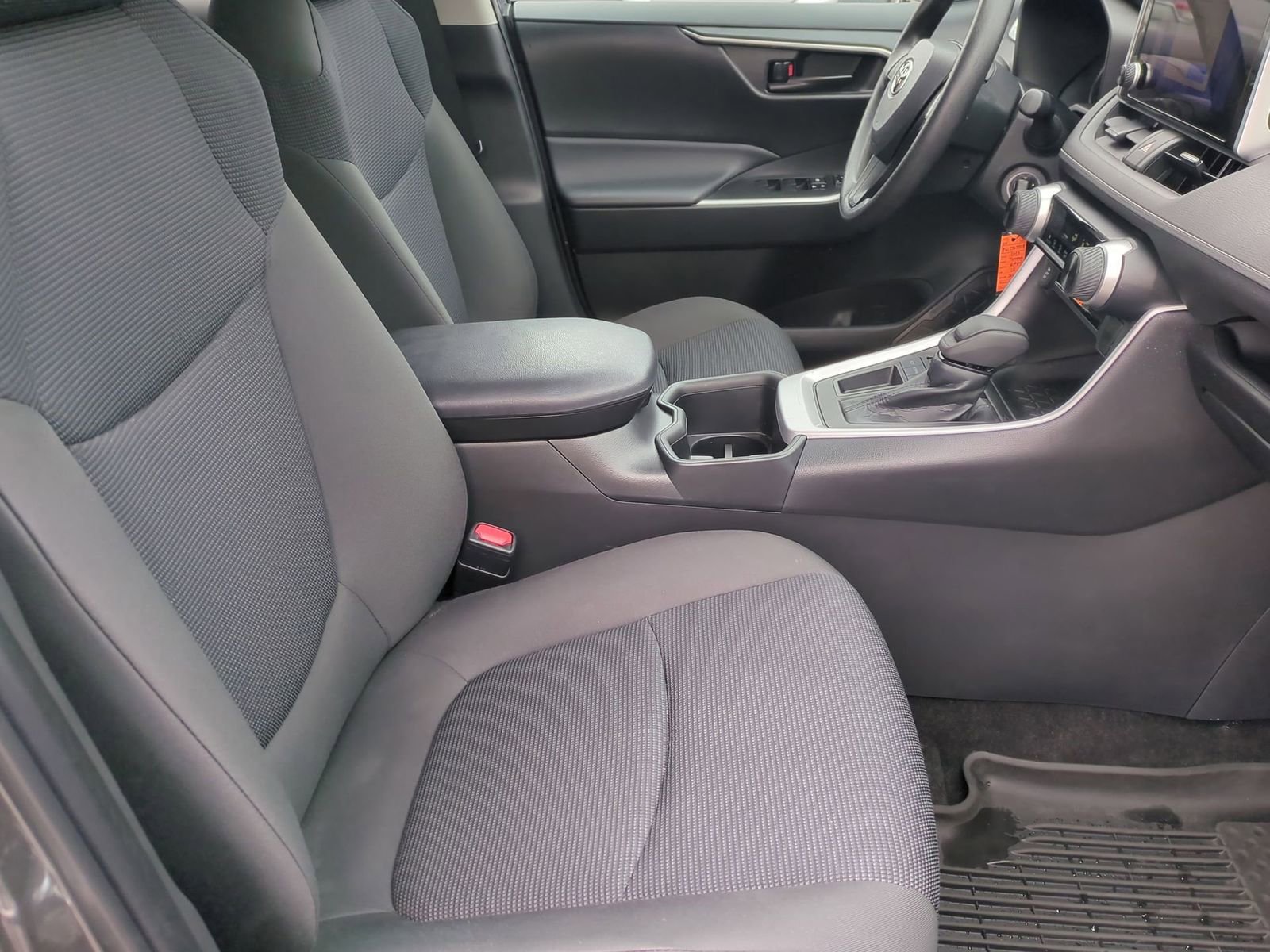 Thumbnail: 2023 Toyota RAV4 - 20