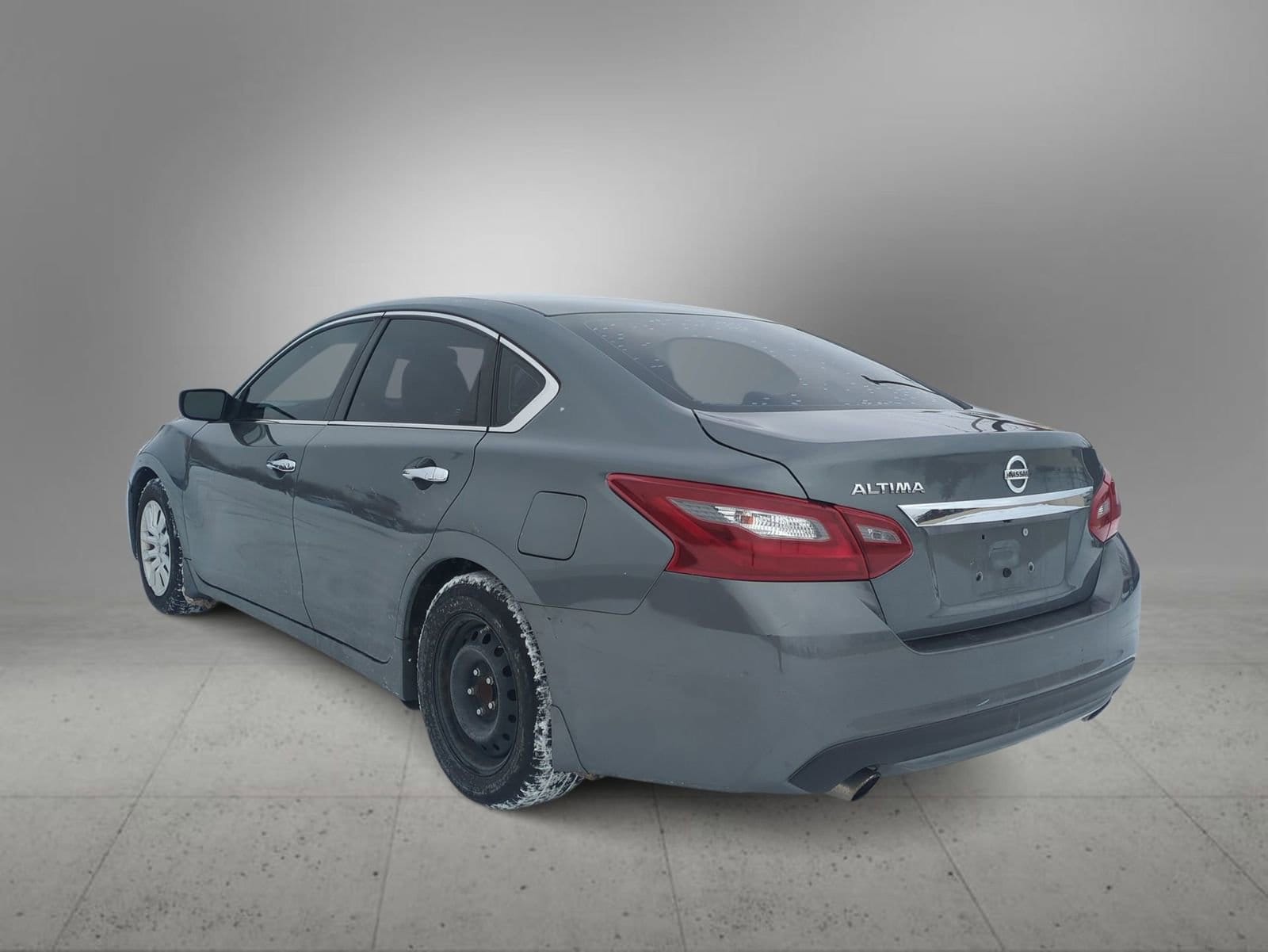 Thumbnail: 2018 Nissan Altima - 6