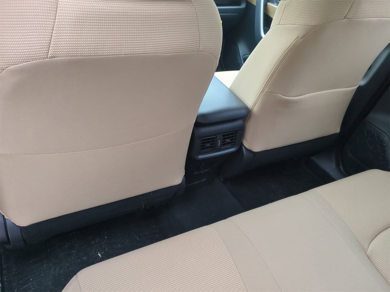 Thumbnail: 2025 Toyota RAV4 - 18