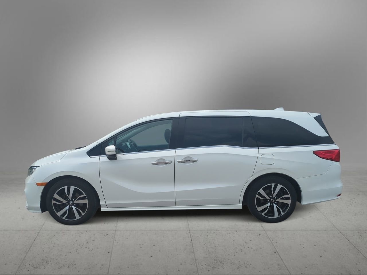 Thumbnail: 2018 Honda Odyssey - 5