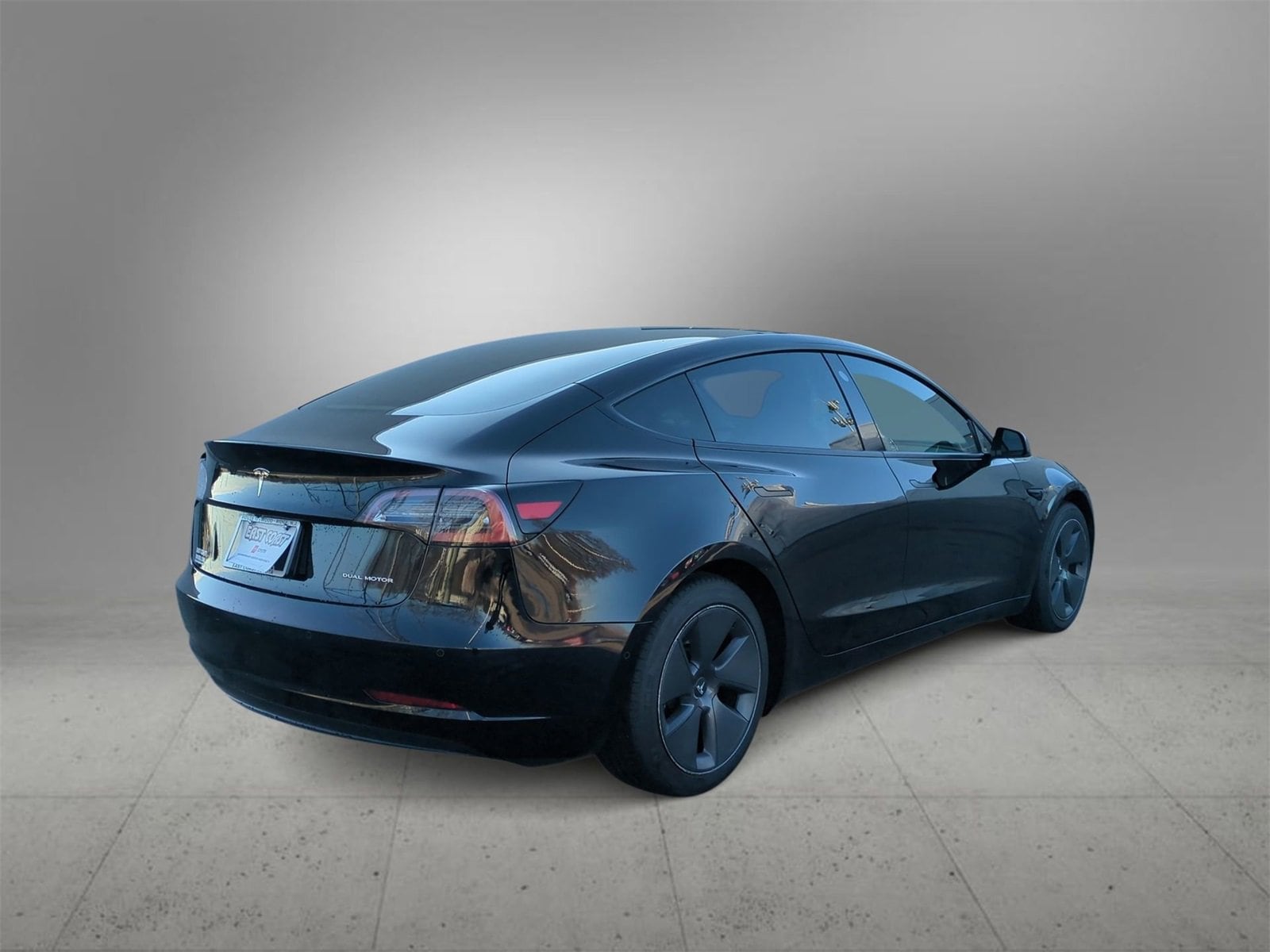 Thumbnail: 2021 Tesla Model 3 - 8