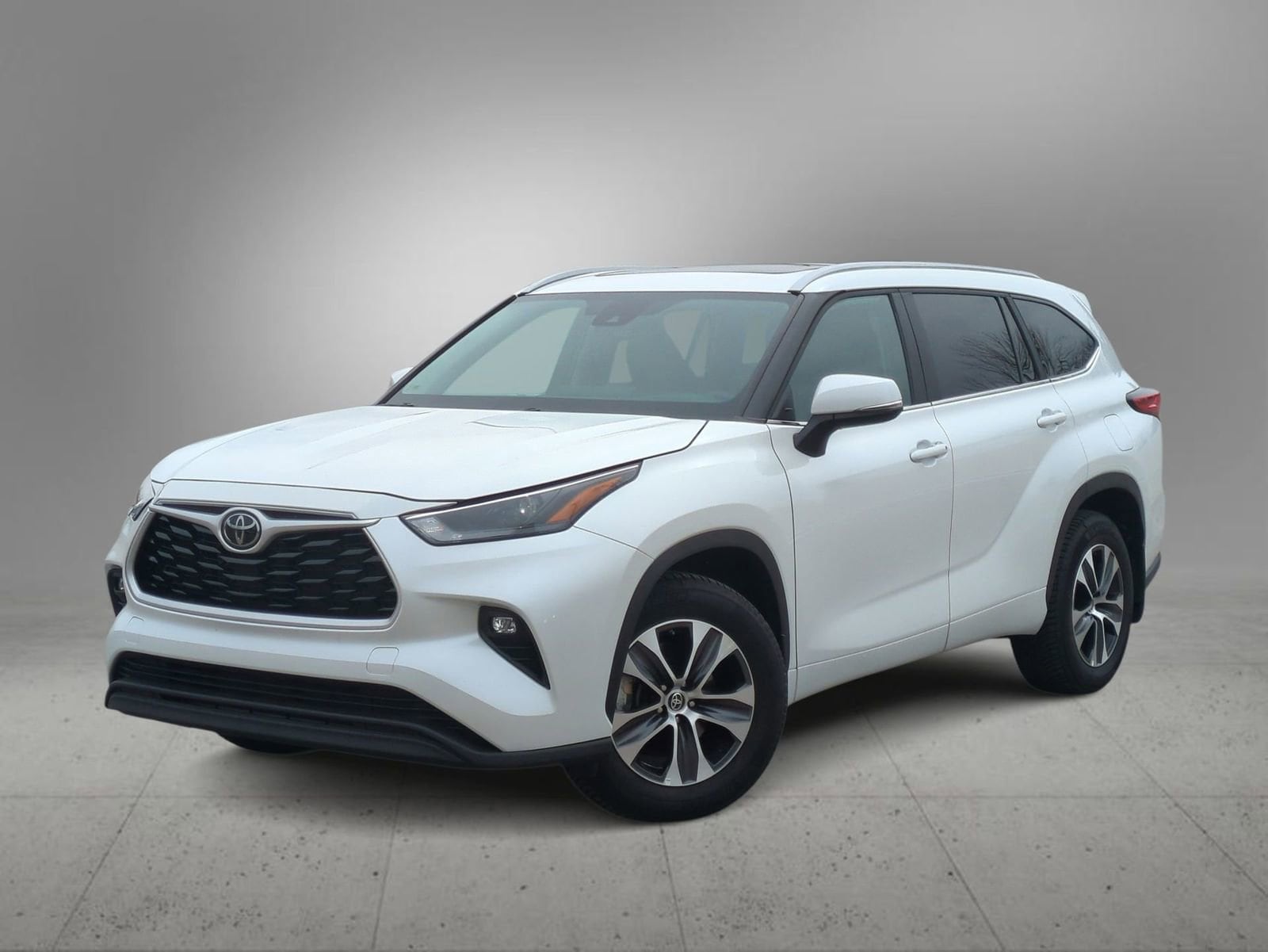 Thumbnail: 2023 Toyota Highlander - 1