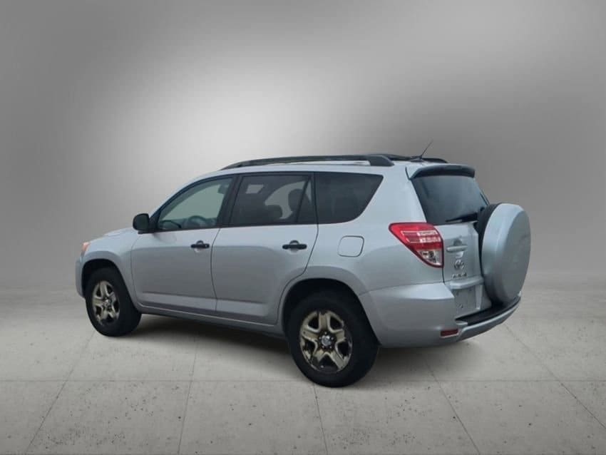 Thumbnail: 2011 Toyota RAV4 - 6