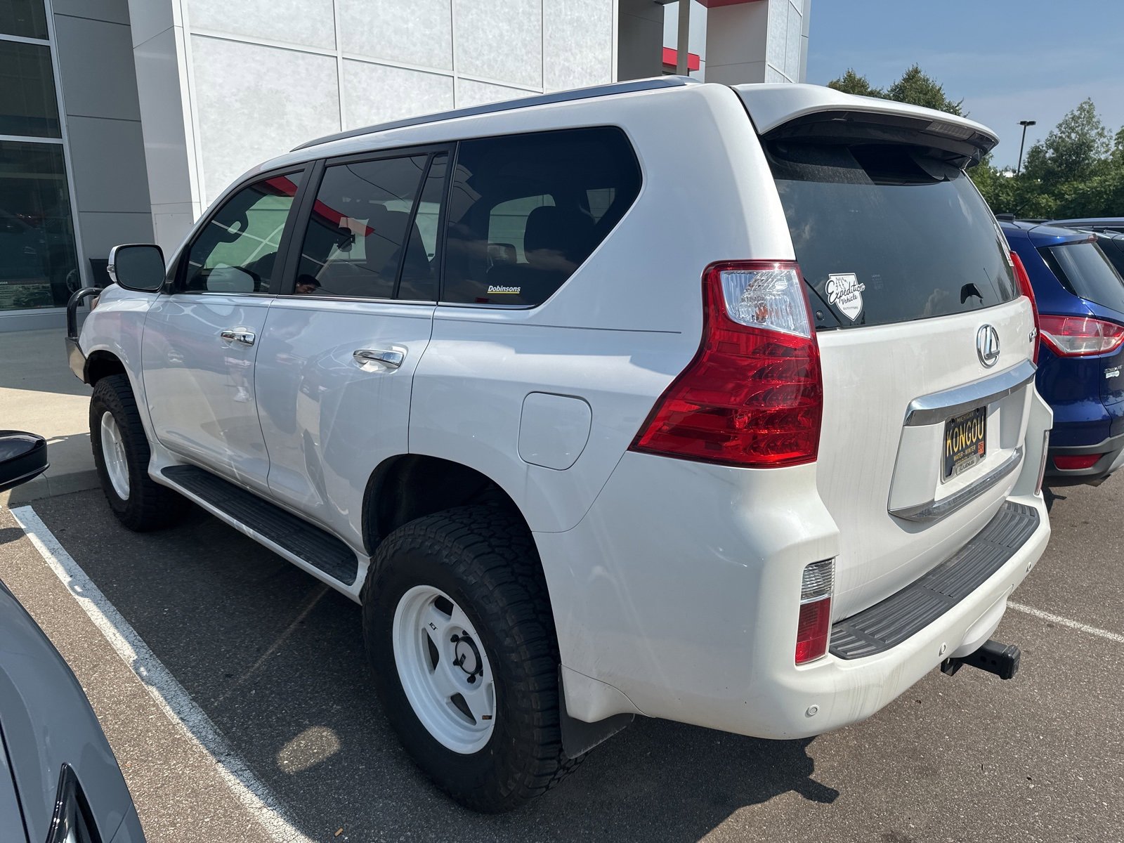 Thumbnail: 2011 Lexus GX - 3