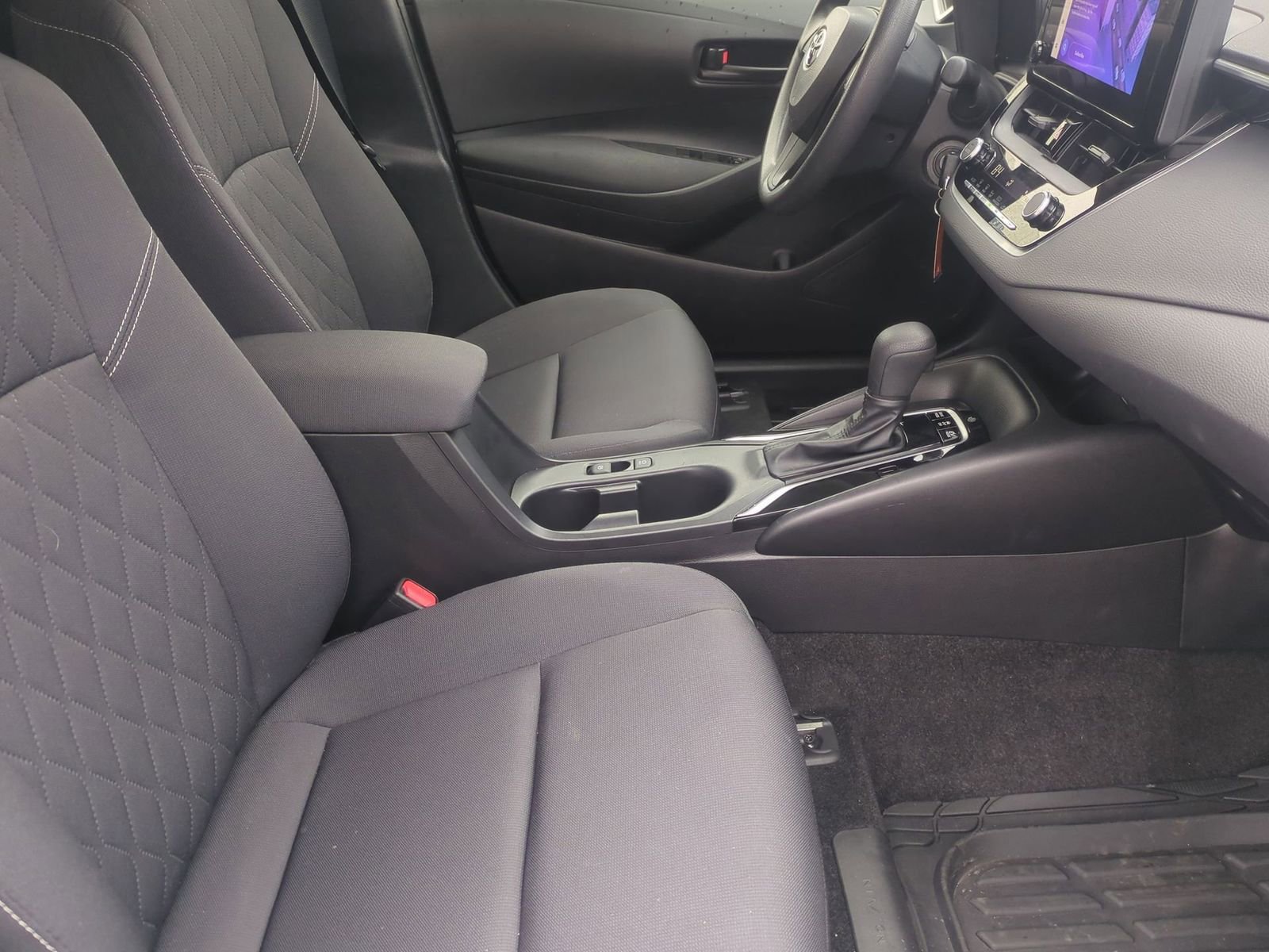 Thumbnail: 2023 Toyota Corolla - 21