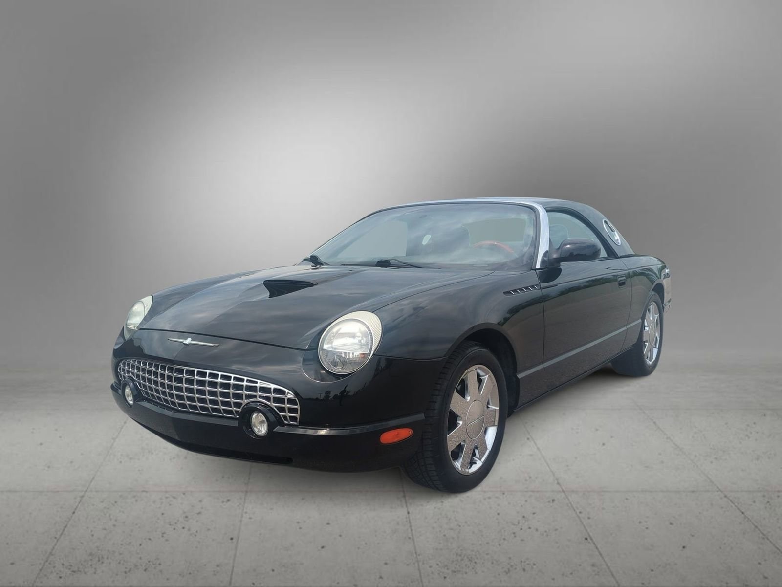 Thumbnail: 2002 Ford Thunderbird - 4