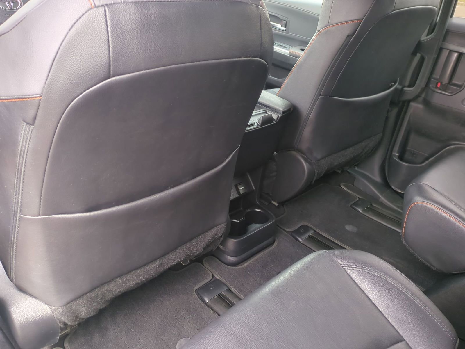 Thumbnail: 2023 Toyota Sienna - 18