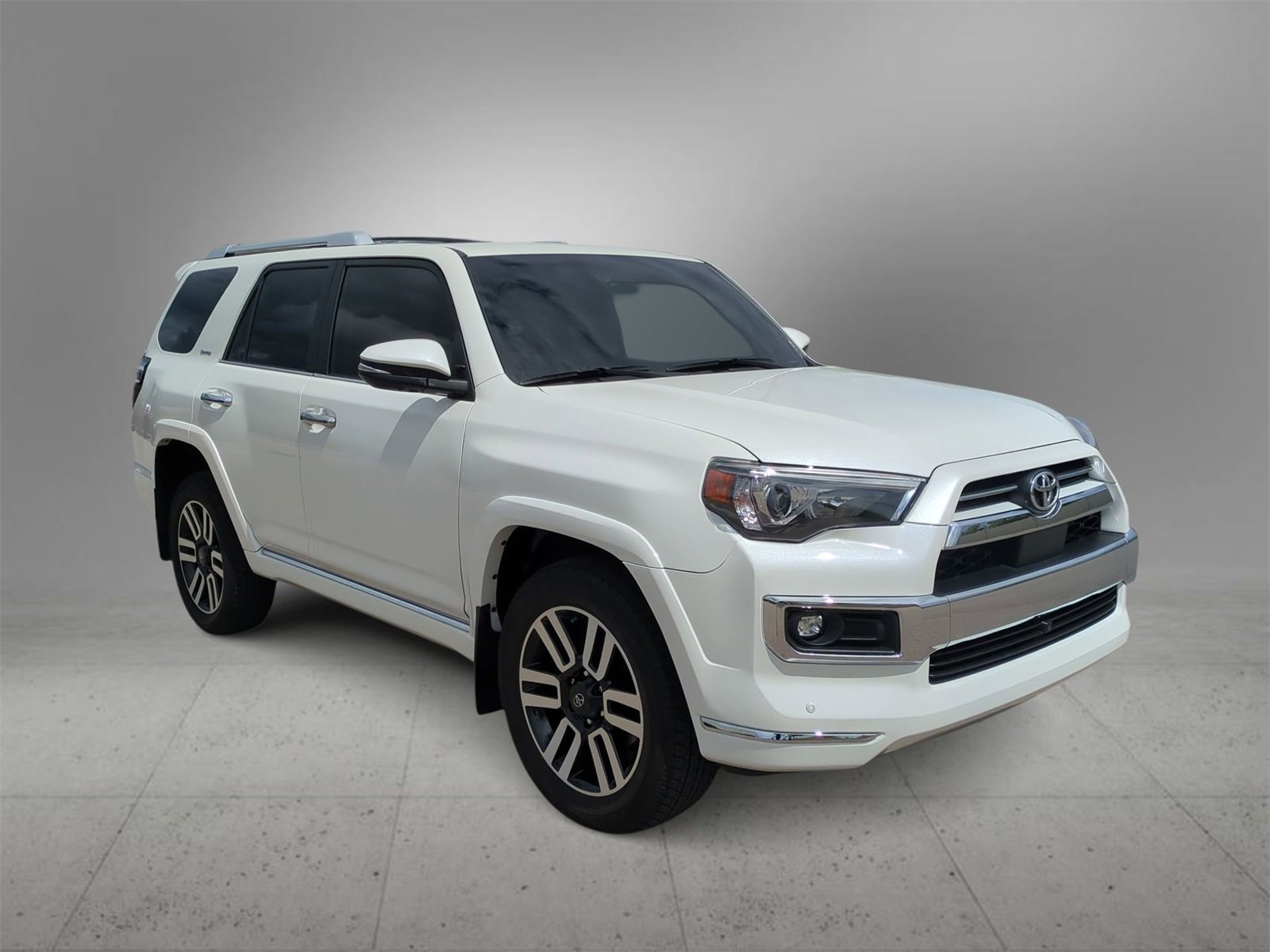 2022 Toyota 4Runner Limited photo 2