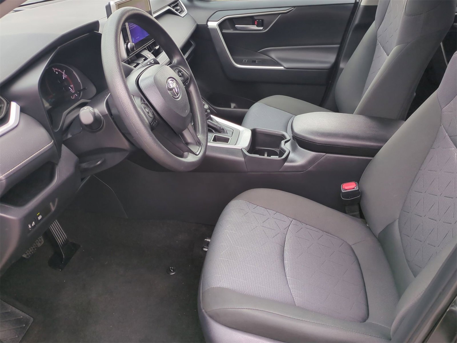 Thumbnail: 2025 Toyota RAV4 - 16