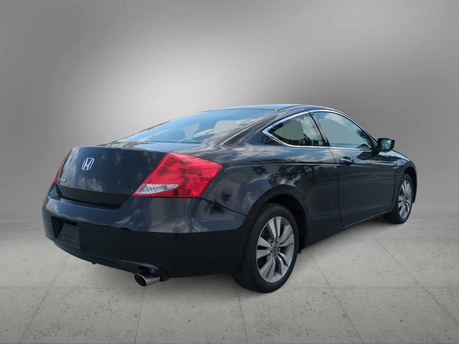 Thumbnail: 2011 Honda Accord - 8