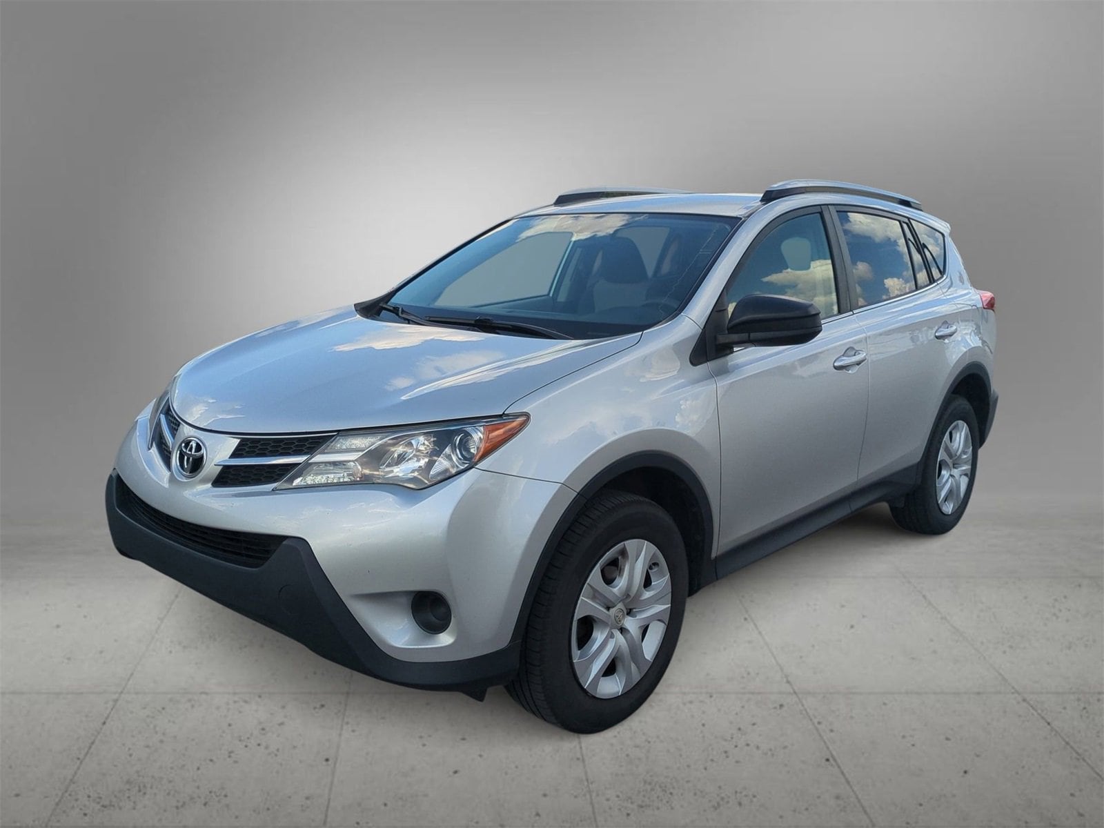 Thumbnail: 2013 Toyota RAV4 - 4