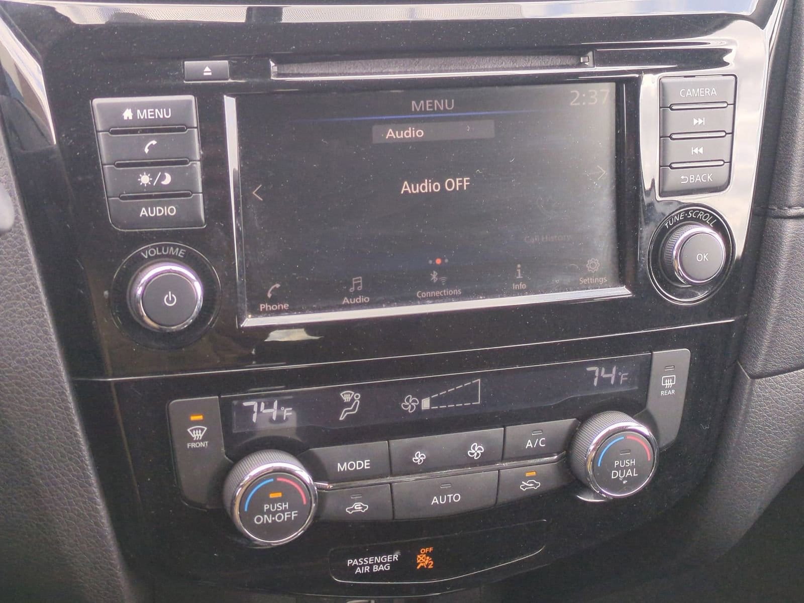 Thumbnail: 2018 Nissan Rogue - 27