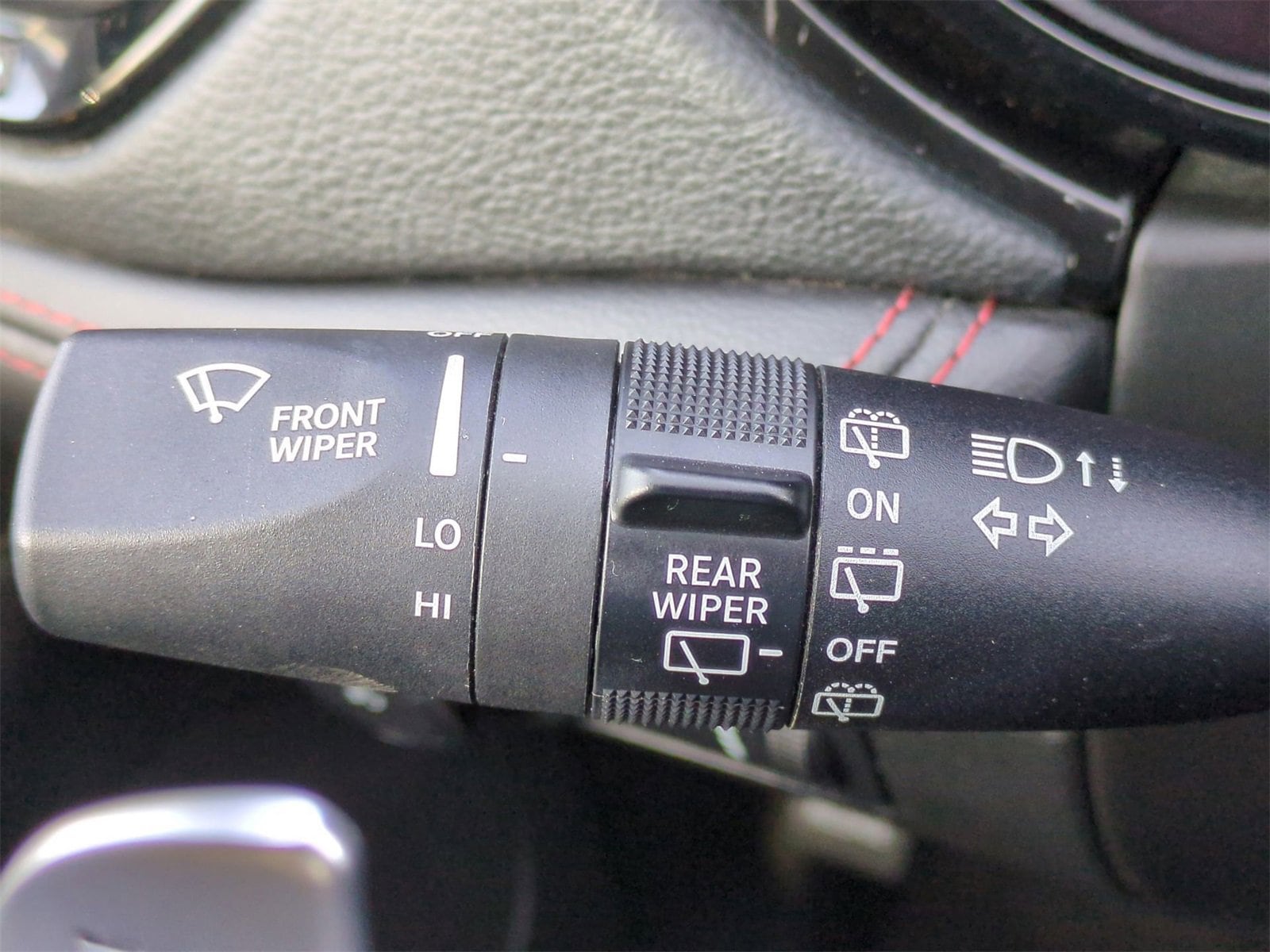 Thumbnail: 2023 Dodge Durango - 28