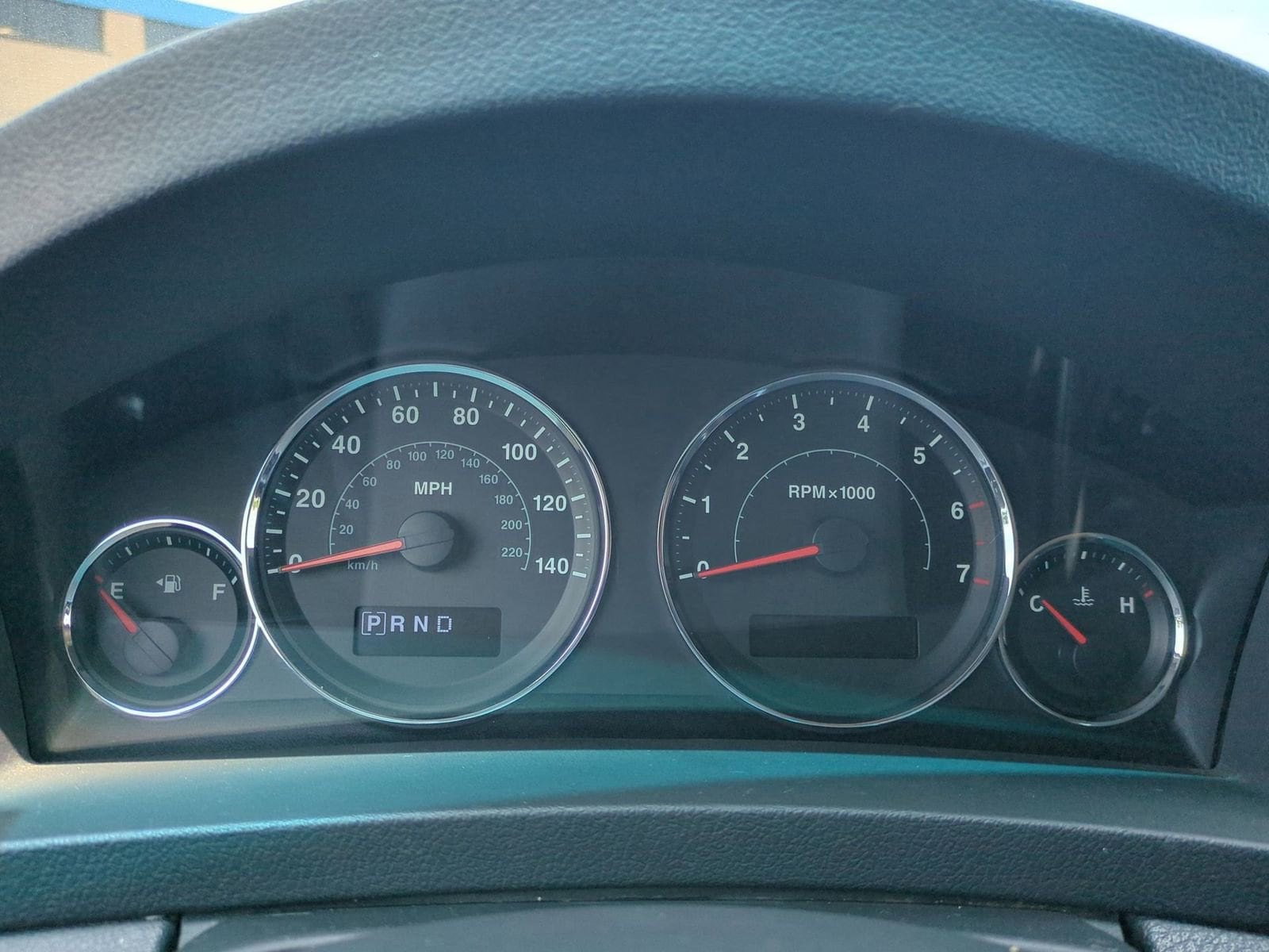 Thumbnail: 2010 Jeep Grand Cherokee - 34