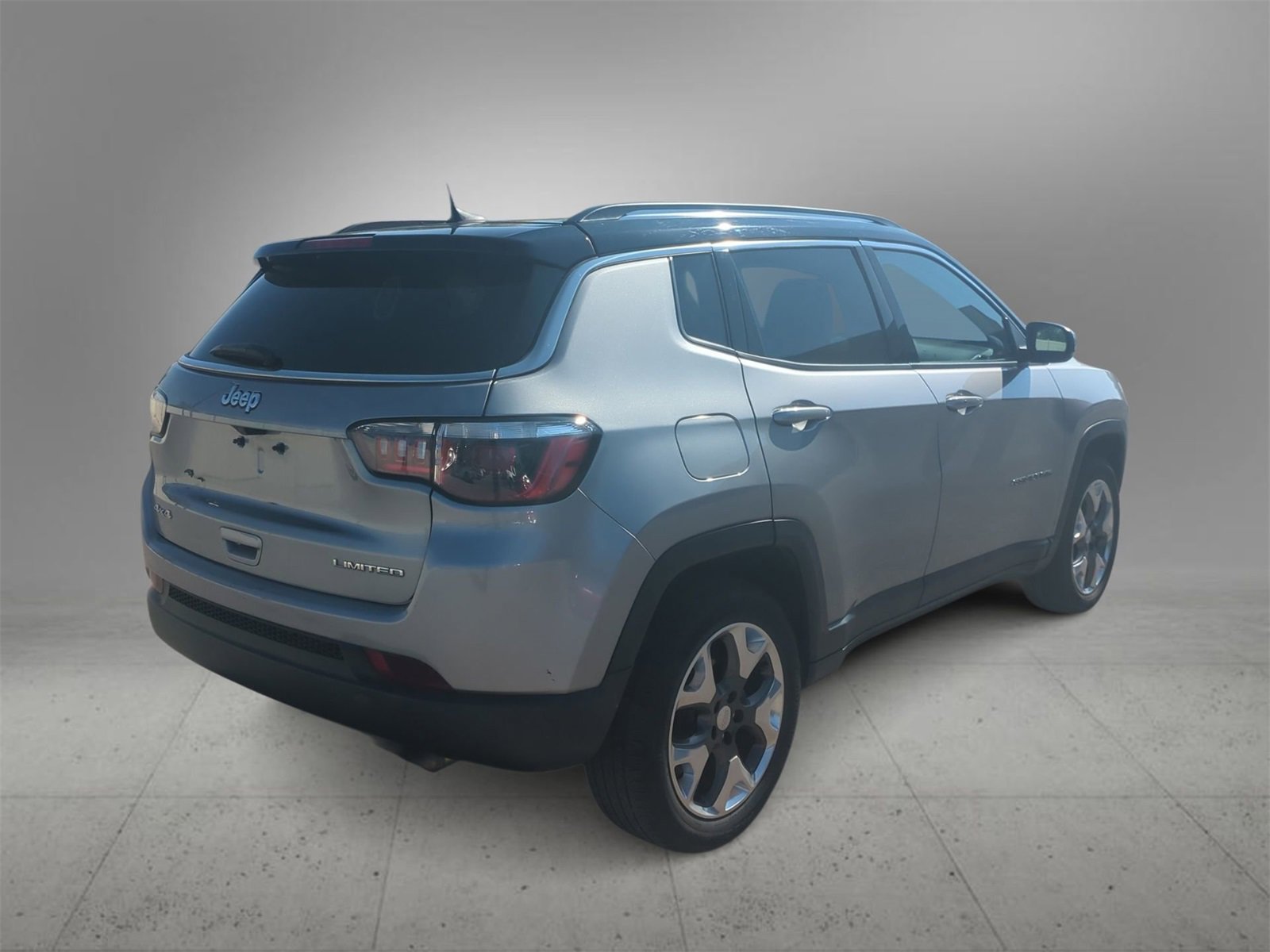 Thumbnail: 2020 Jeep Compass - 8