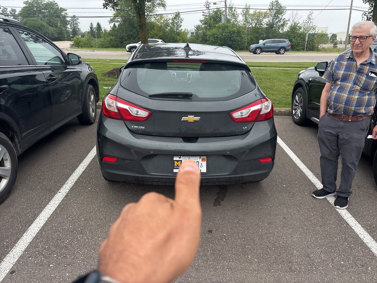 Thumbnail: 2019 Chevrolet Cruze - 4