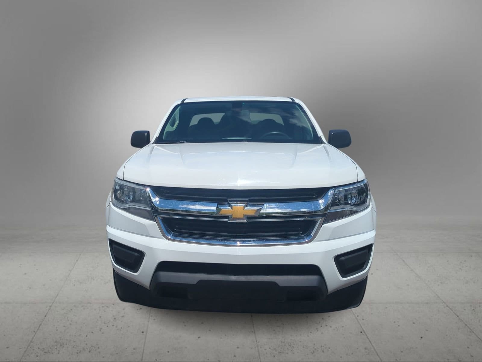 Thumbnail: 2015 Chevrolet Colorado - 3