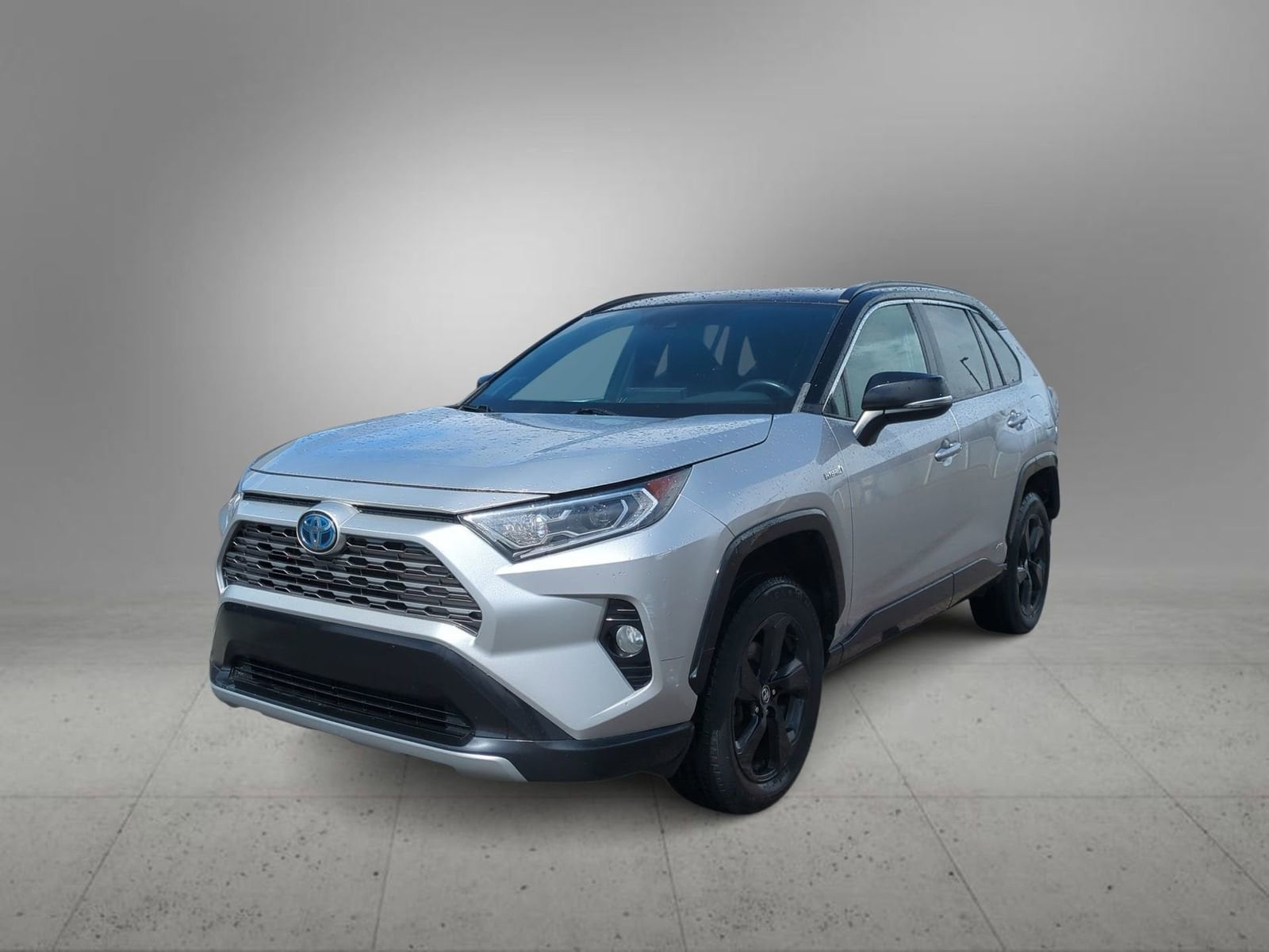 Thumbnail: 2020 Toyota RAV4 - 4