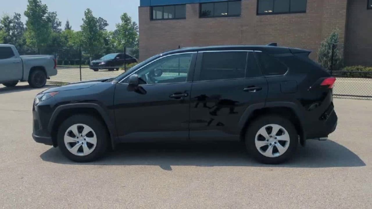 Thumbnail: 2022 Toyota RAV4 - 5