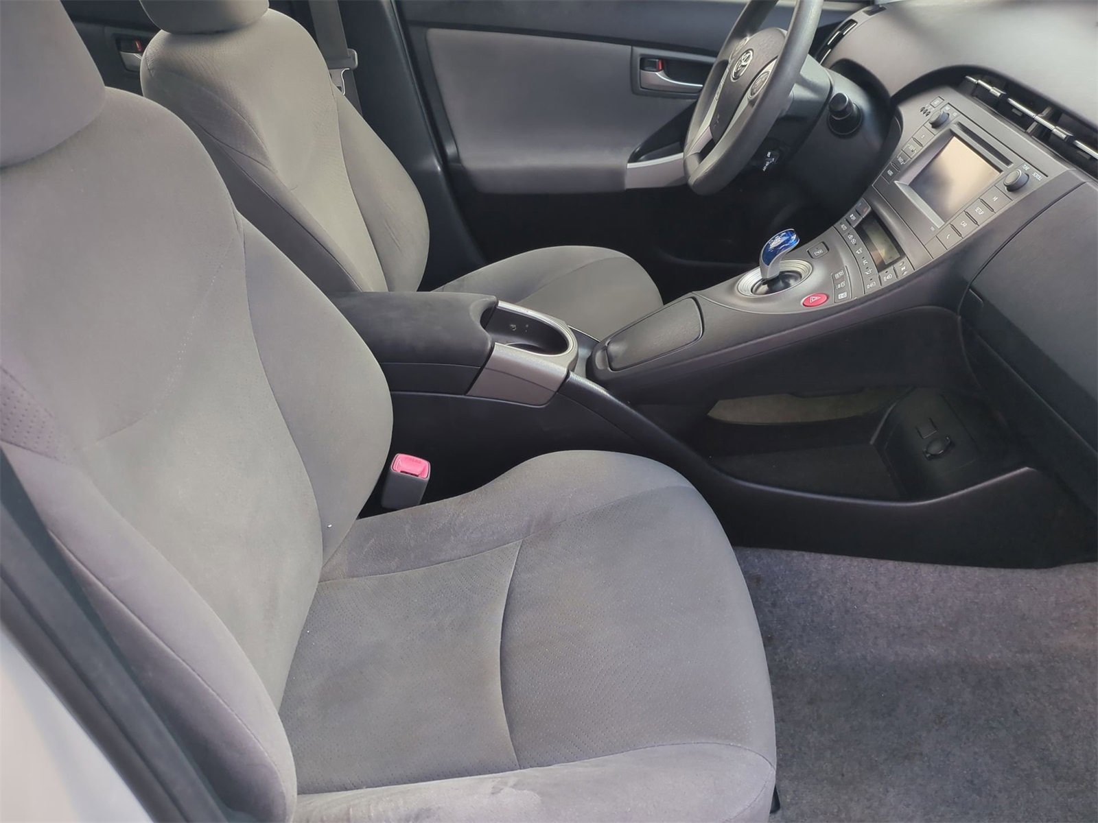 Thumbnail: 2012 Toyota Prius - 21