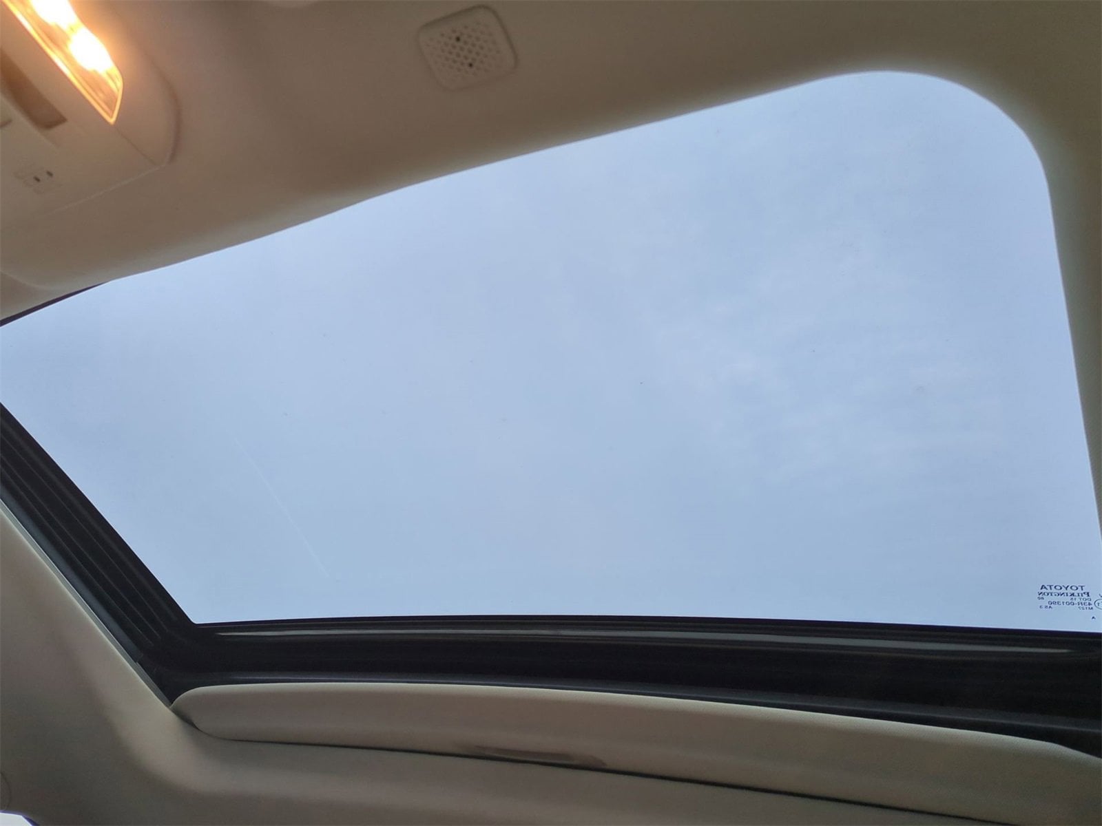 Thumbnail: 2022 Toyota Highlander - 19