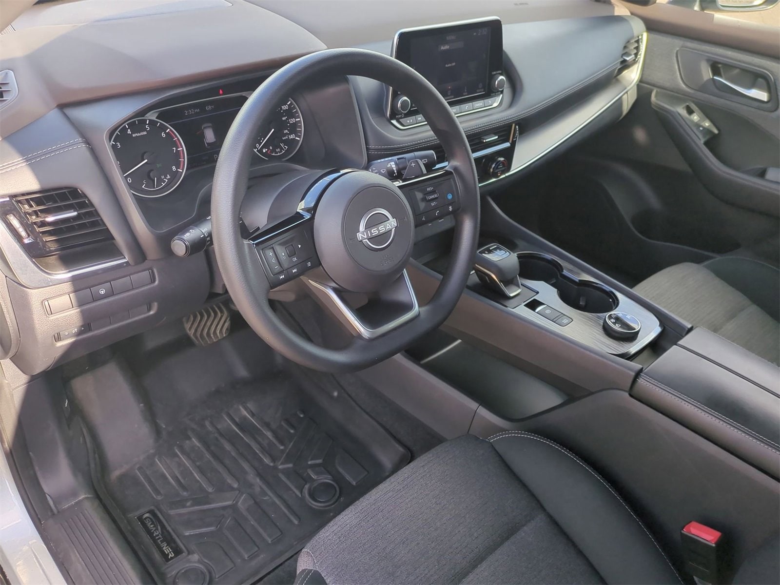 Thumbnail: 2022 Nissan Rogue - 10