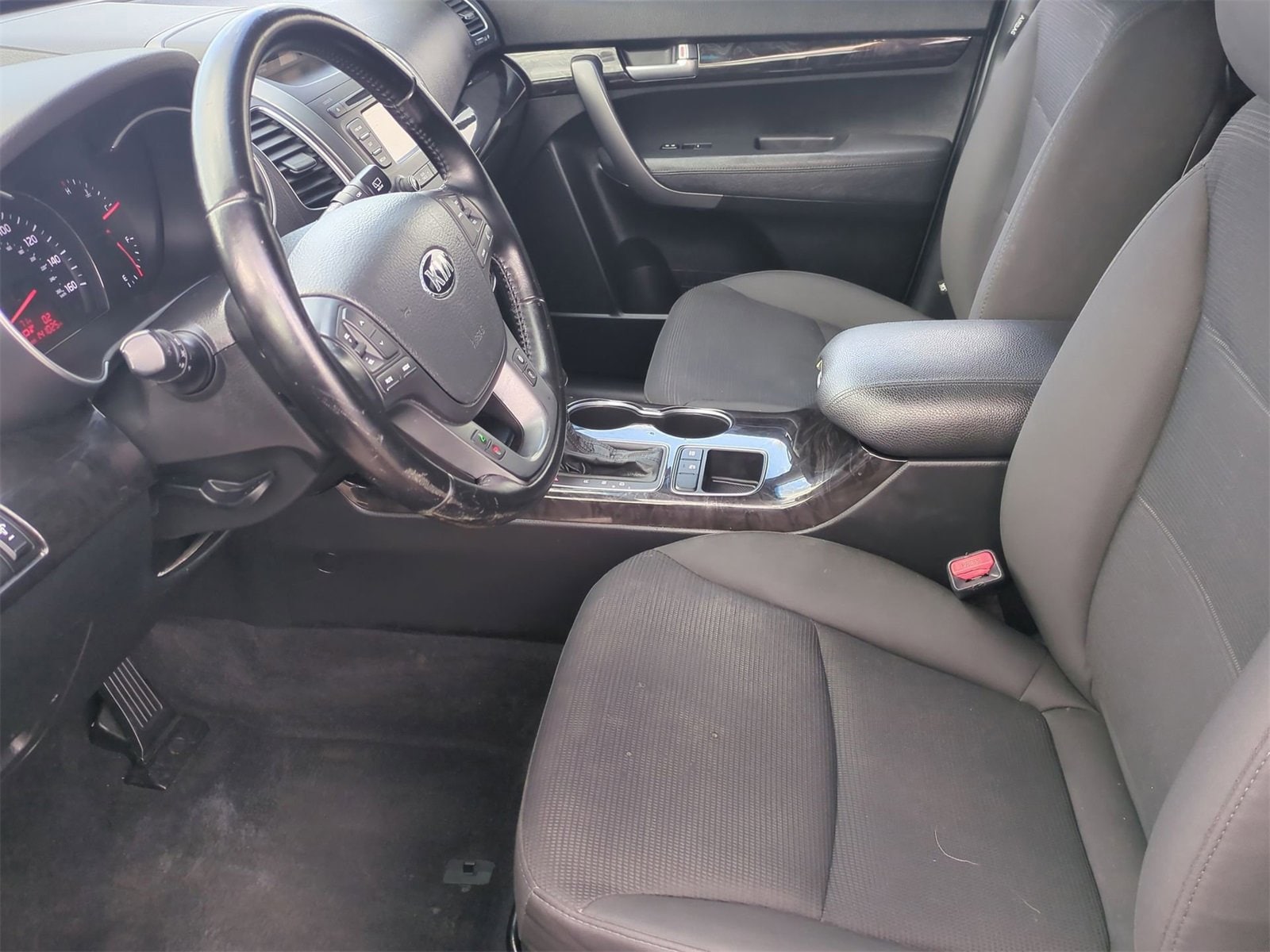 Thumbnail: 2014 Kia Sorento - 16