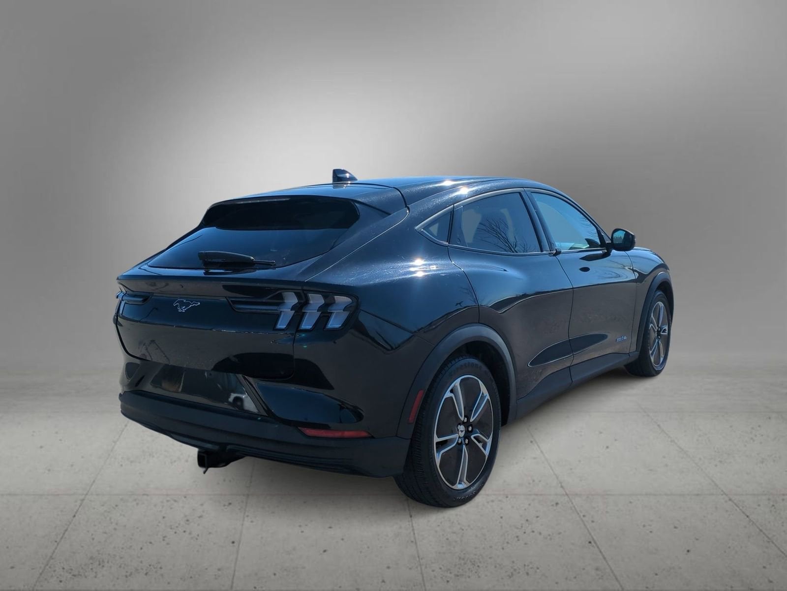 Thumbnail: 2021 Ford Mustang Mach-E - 8