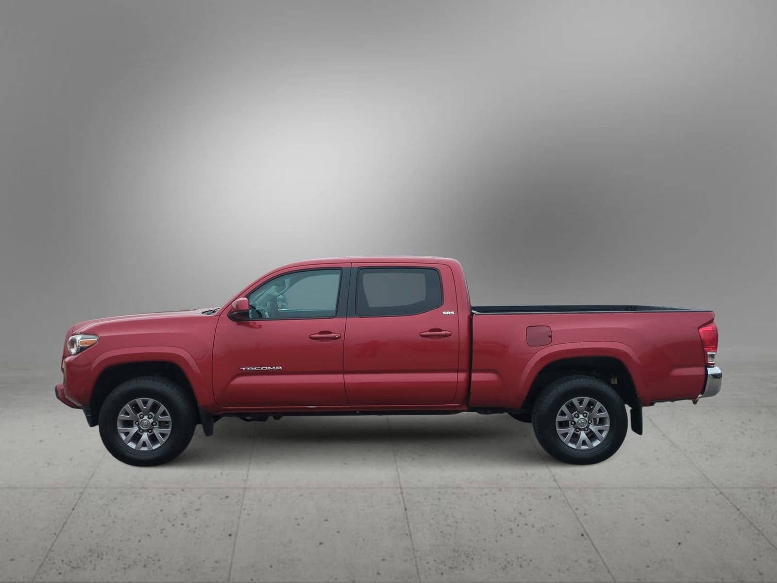 Thumbnail: 2016 Toyota Tacoma - 5