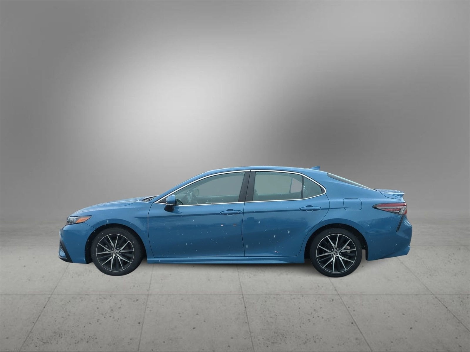 Thumbnail: 2023 Toyota Camry - 5