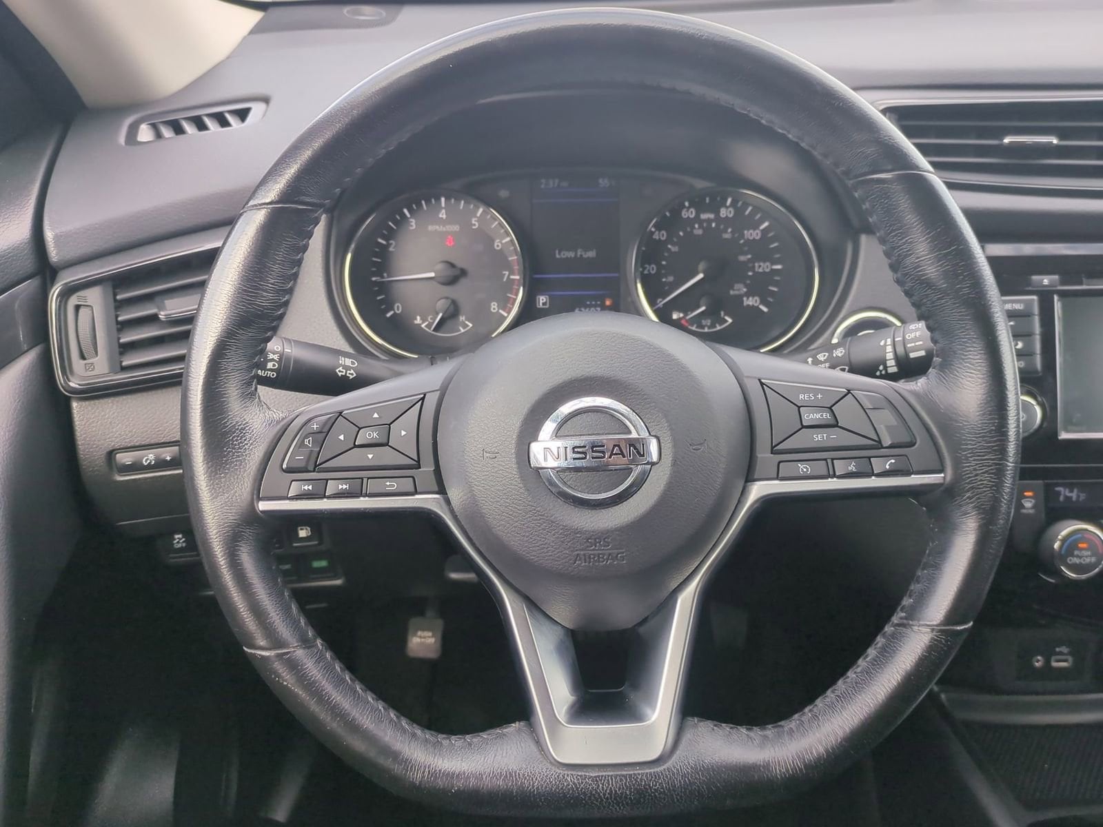 Thumbnail: 2018 Nissan Rogue - 22