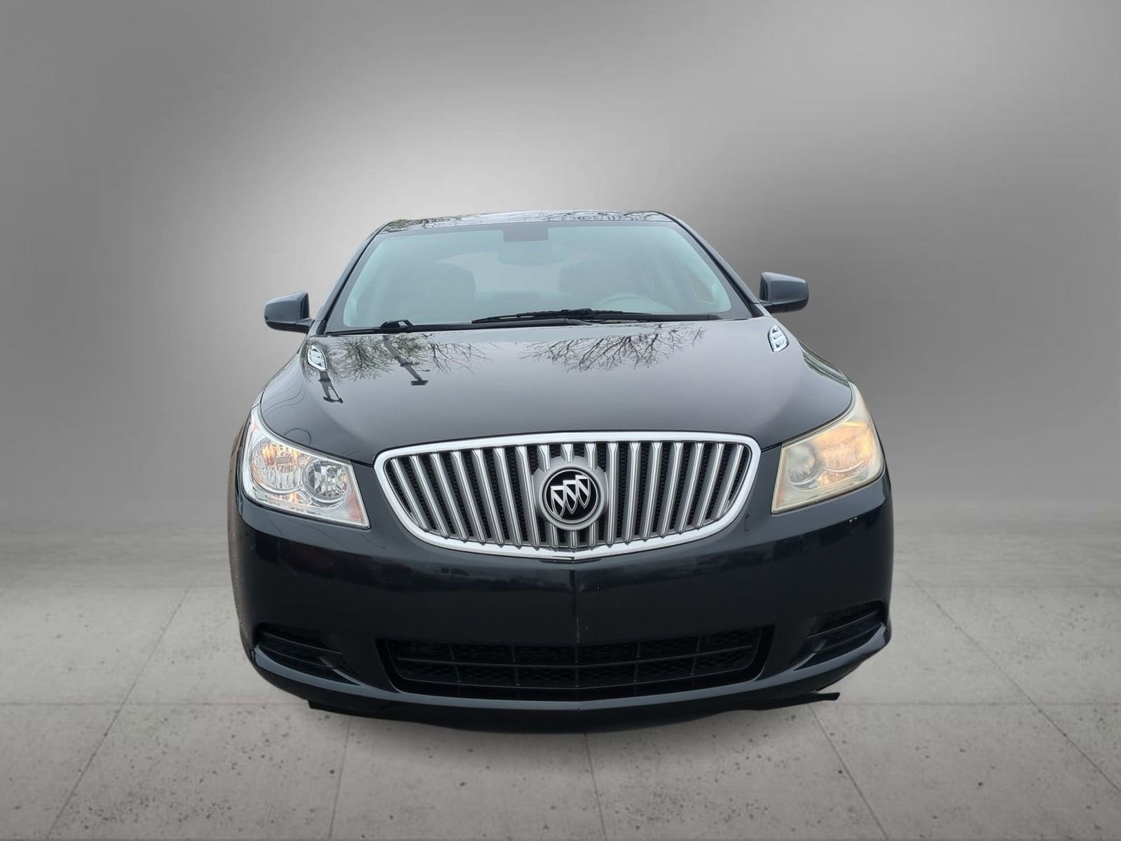 Thumbnail: 2010 Buick LaCrosse - 3