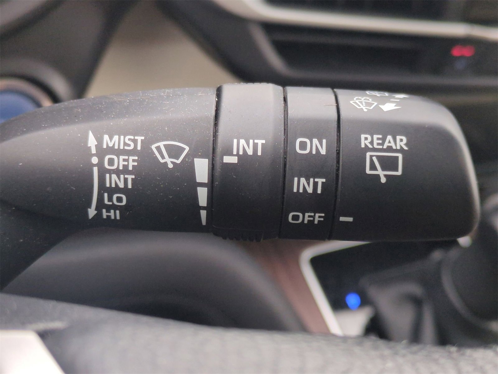 Thumbnail: 2022 Toyota Sienna - 28