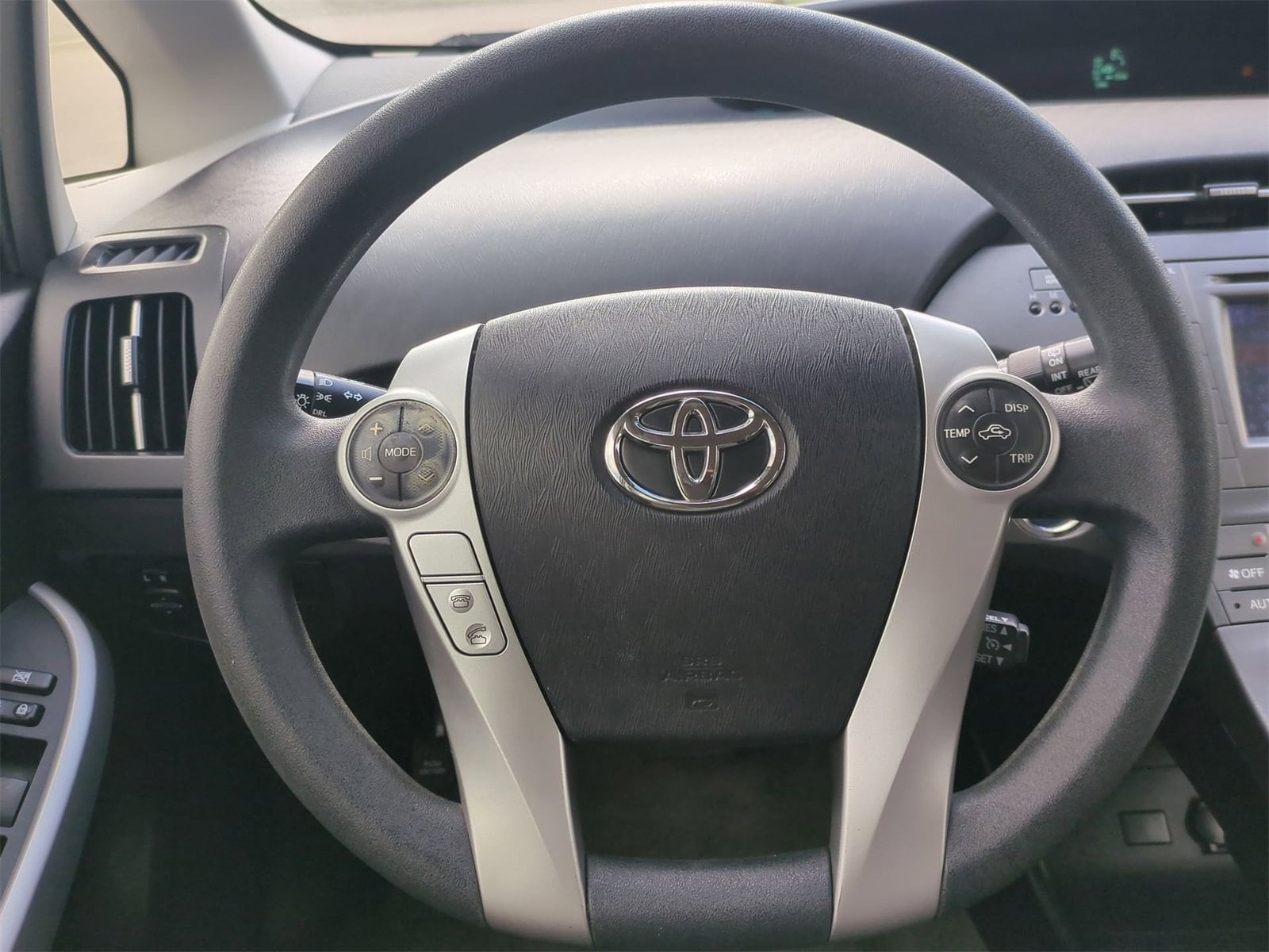 Thumbnail: 2012 Toyota Prius - 22
