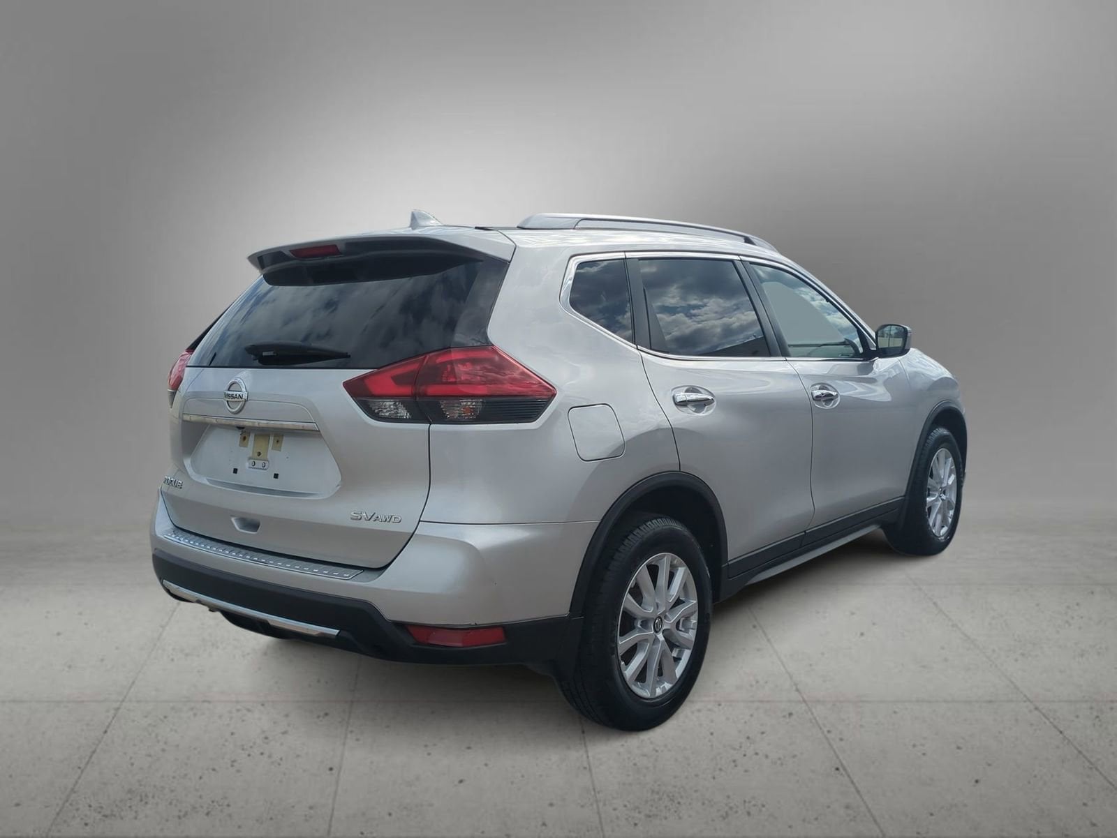 Thumbnail: 2018 Nissan Rogue - 8