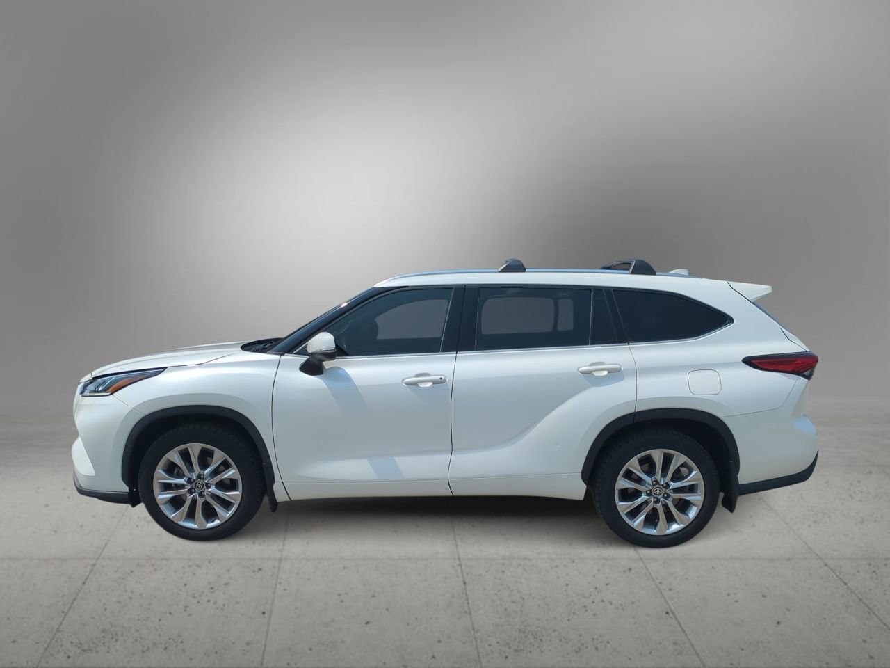 Thumbnail: 2020 Toyota Highlander - 5