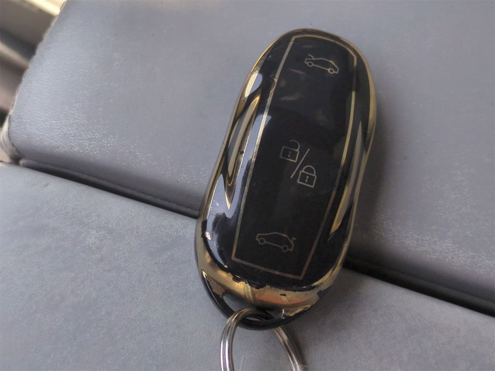 Thumbnail: 2016 Tesla Model S - 34
