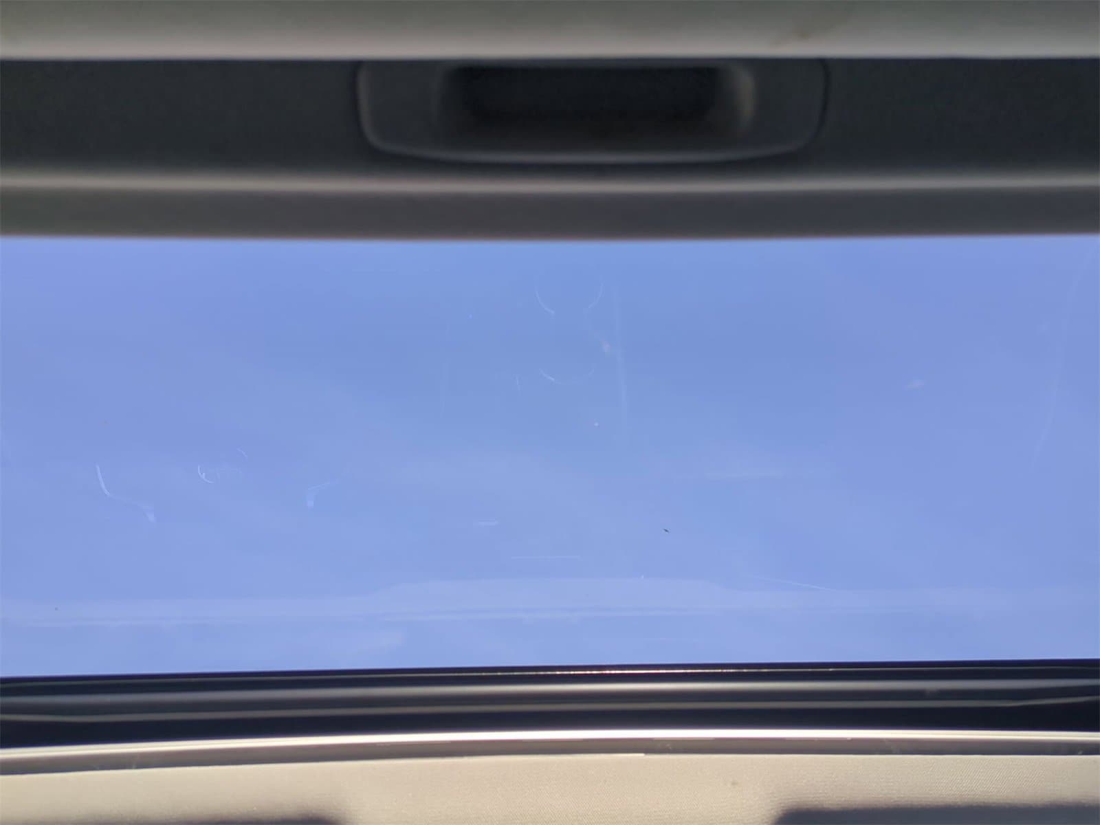 Thumbnail: 2021 Toyota Highlander - 23