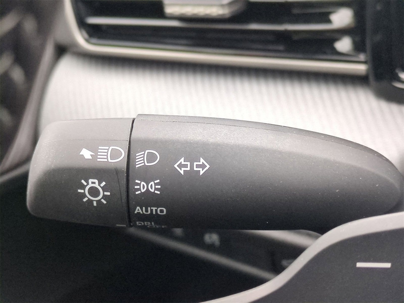 Thumbnail: 2025 Toyota Camry - 26