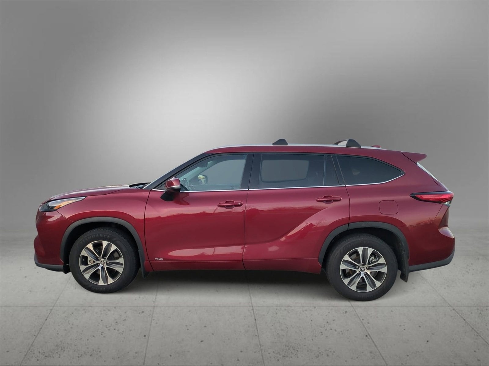 Thumbnail: 2022 Toyota Highlander - 5