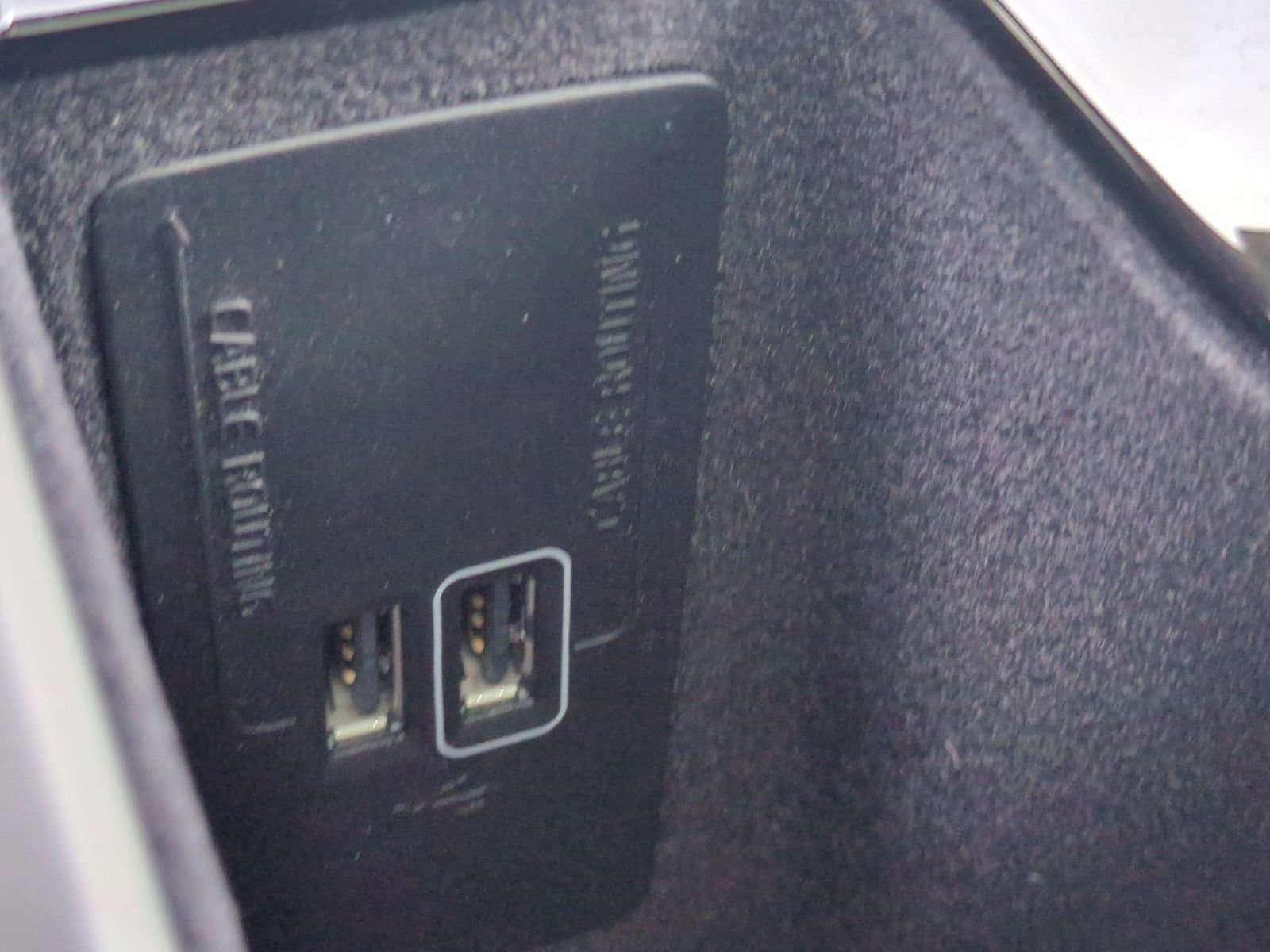 Thumbnail: 2021 Volvo XC90 - 32