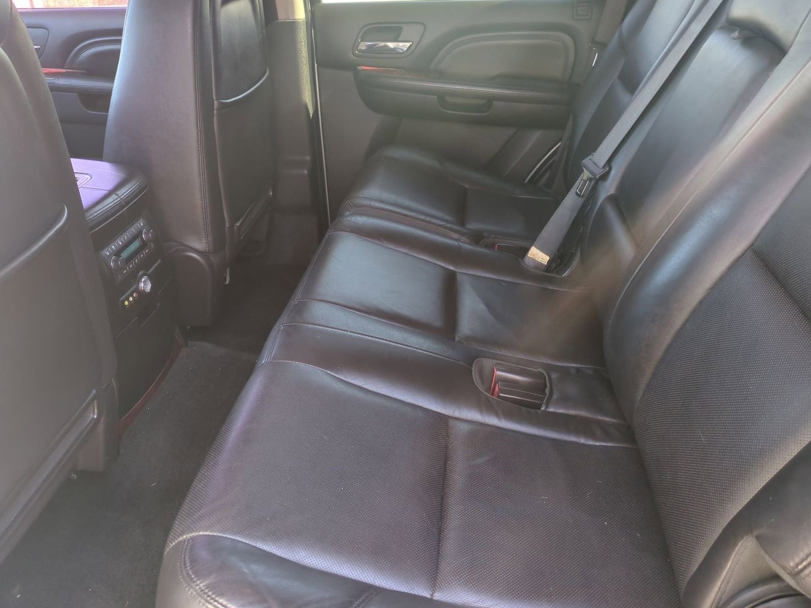 Thumbnail: 2012 Cadillac Escalade - 20