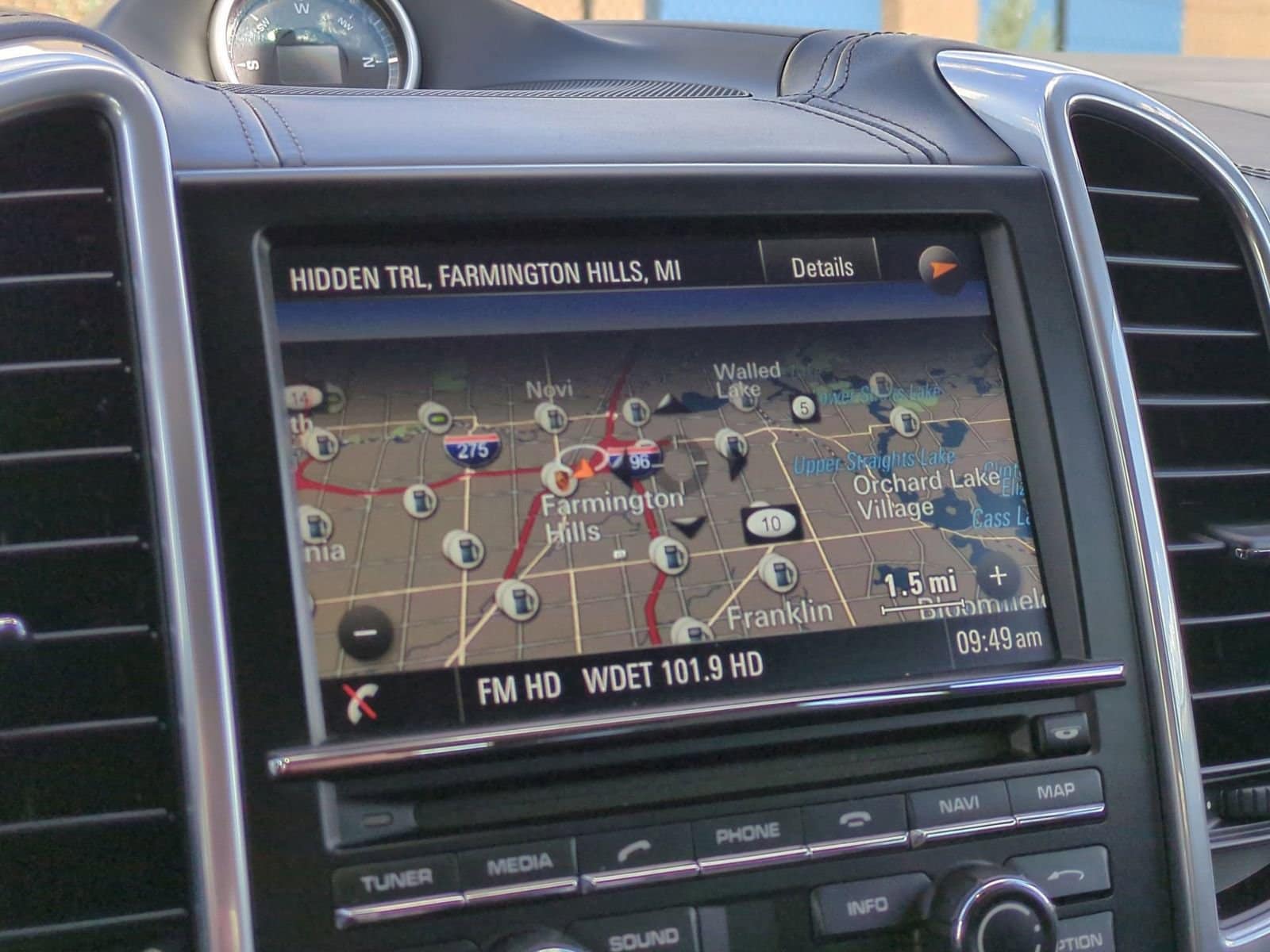 Thumbnail: 2014 Porsche Cayenne - 30