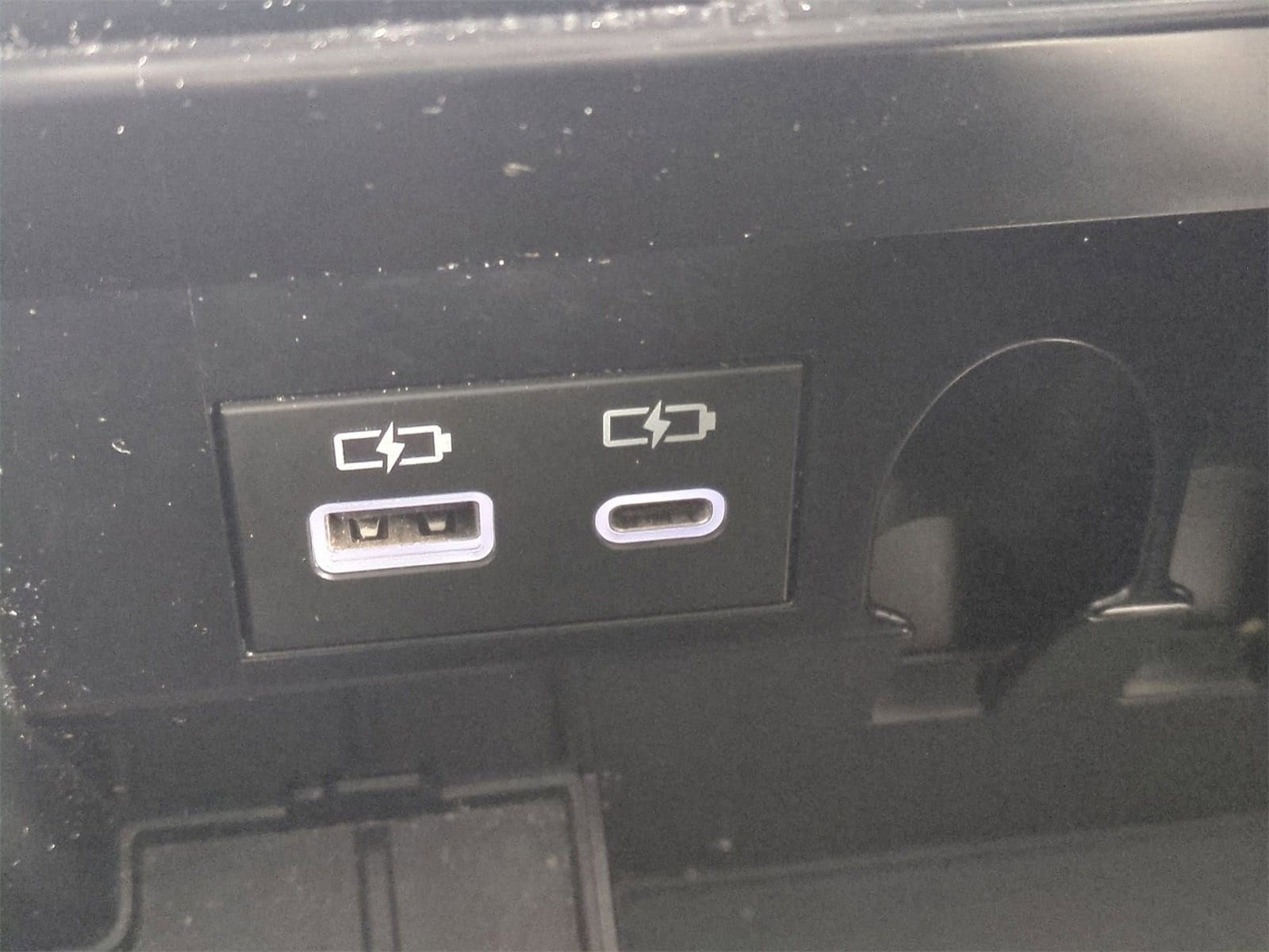 Thumbnail: 2025 Toyota Tundra - 29